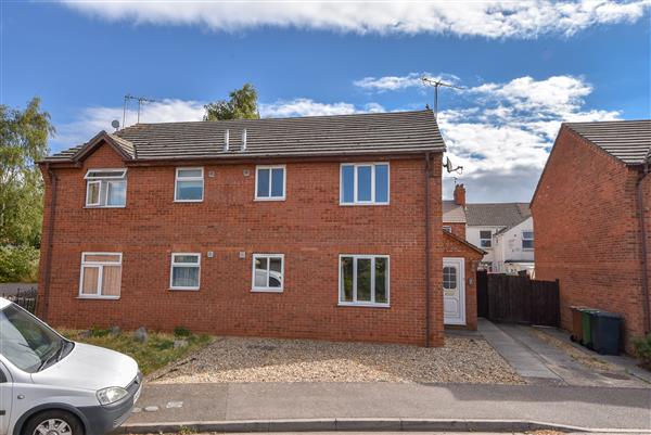 Adams Close, Wellingborough, NN8 4EZ