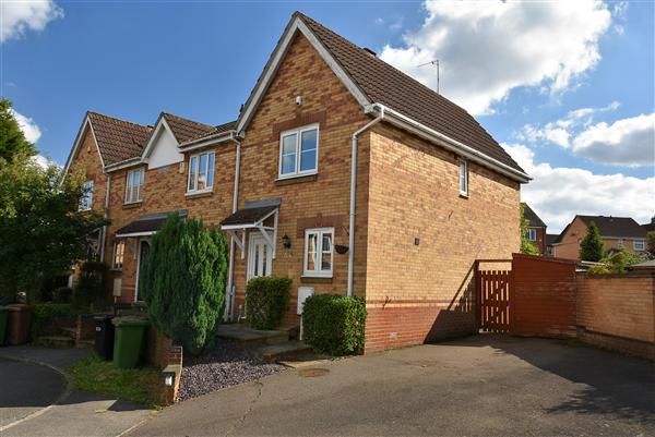 Sandringham Close, Wellingborough, NN8 2EL