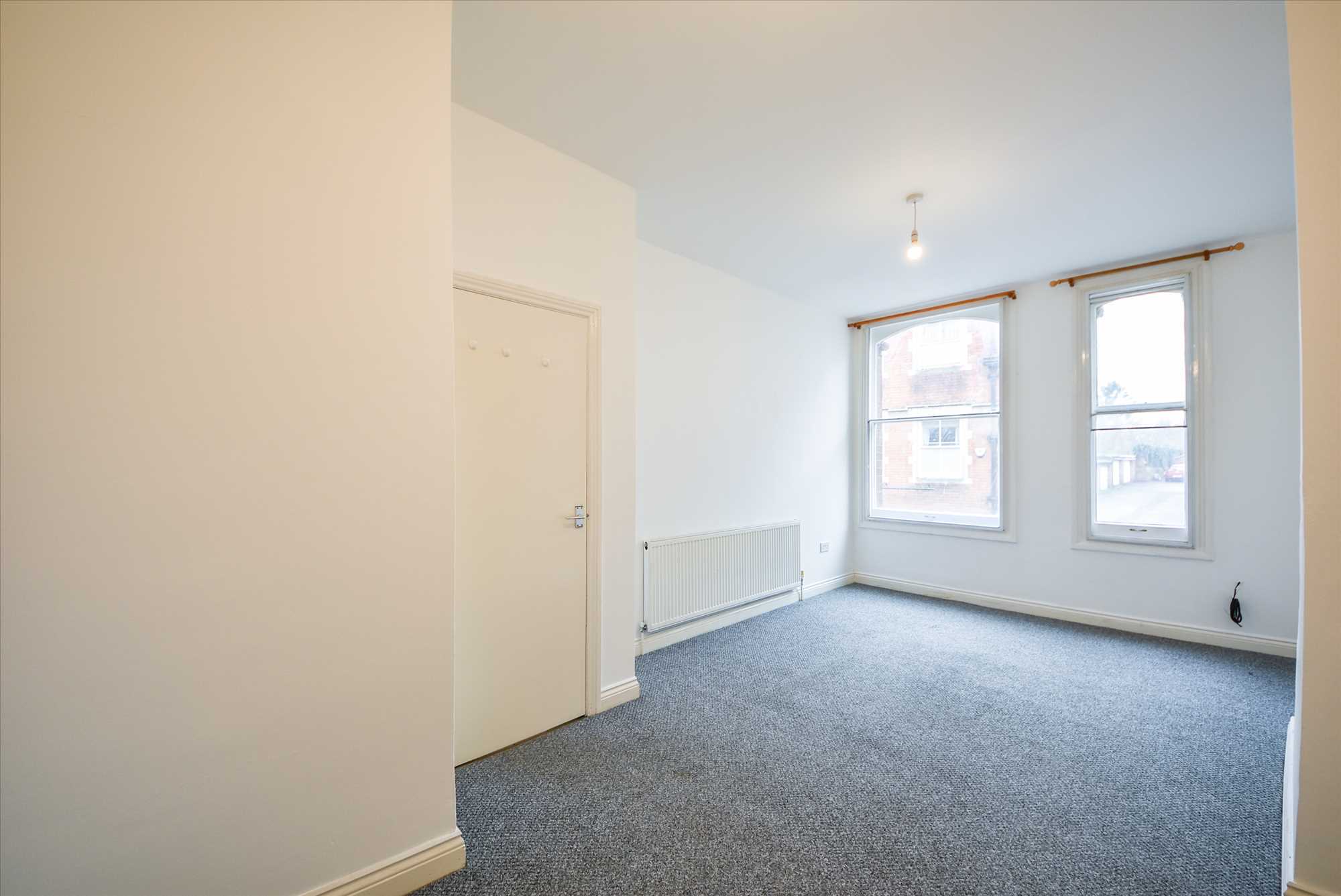 High Street, Wellingborough, NN8 4HL - Picture 2