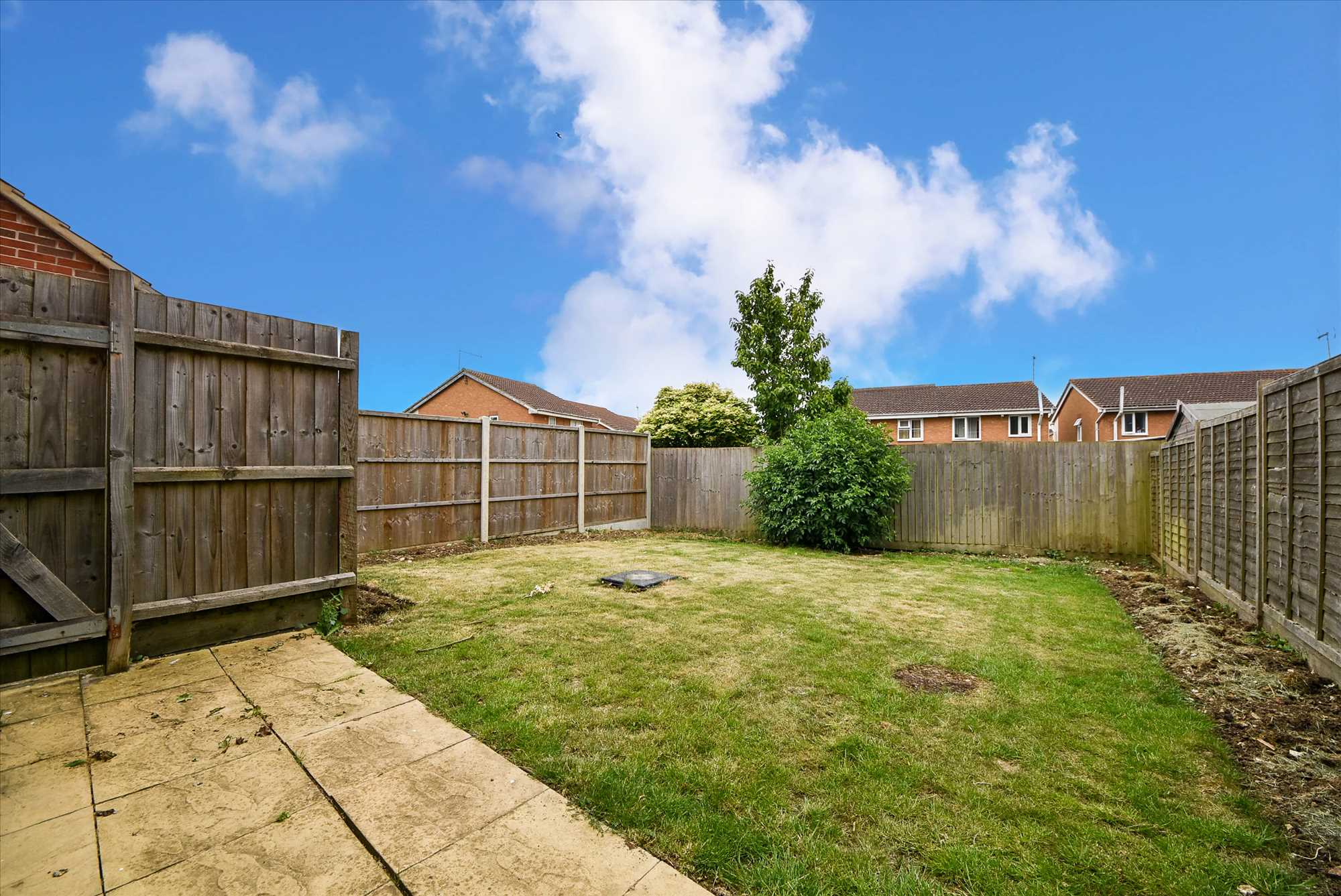 Wardens Lane, Irthlingborough, NN9 5UB - Picture 9