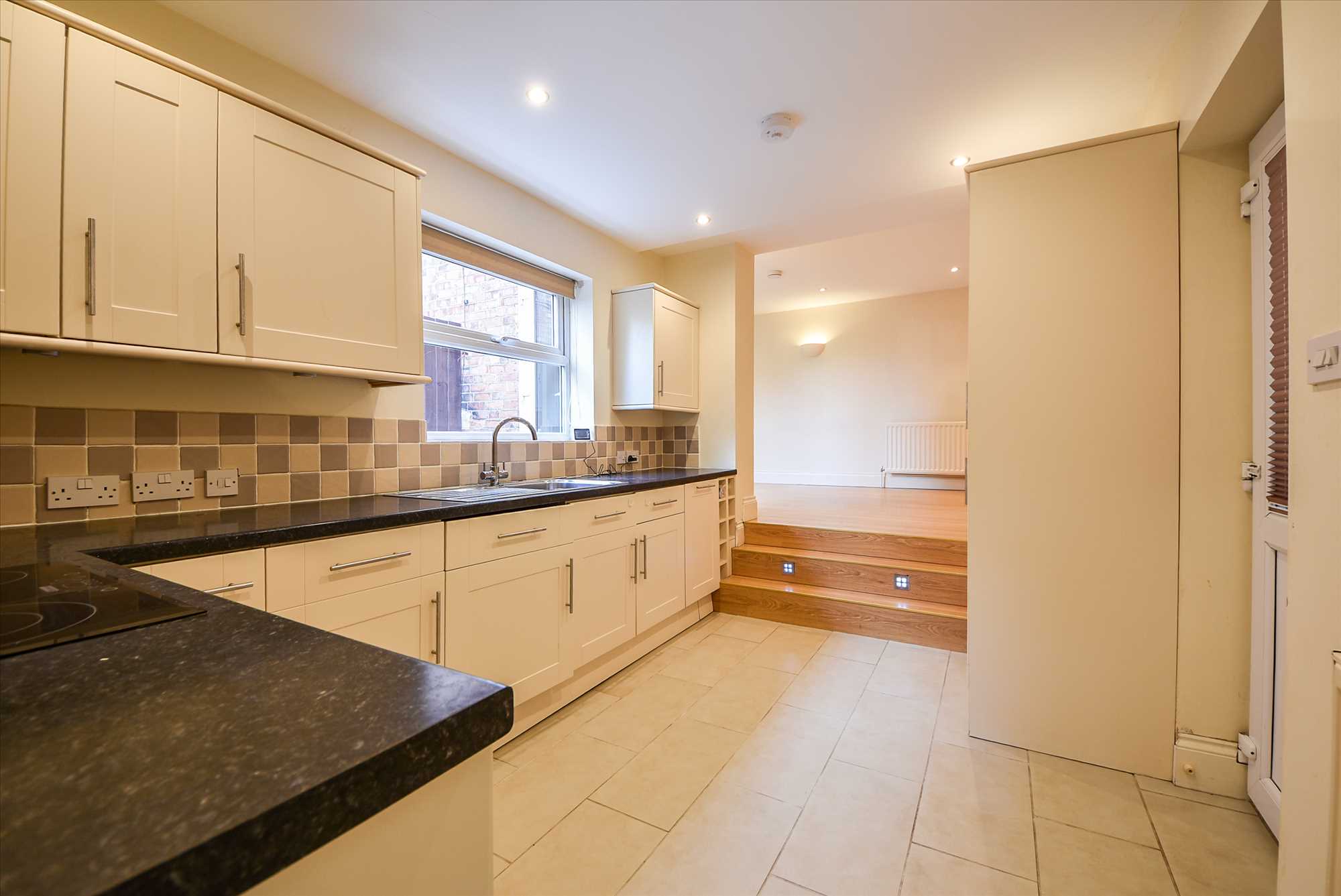 Trafalgar Road, Kettering, NN16 8DD - Picture 4