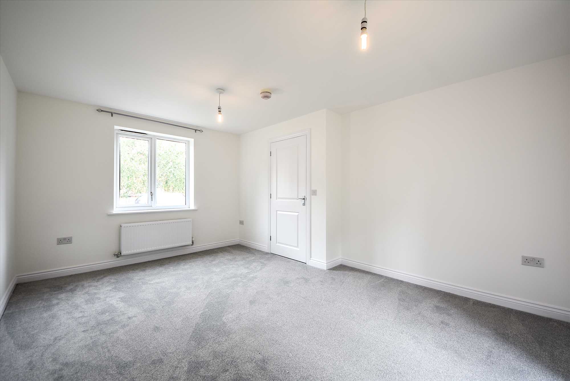 Neptune Road, Wellingborough, NN8 1RD - Picture 3