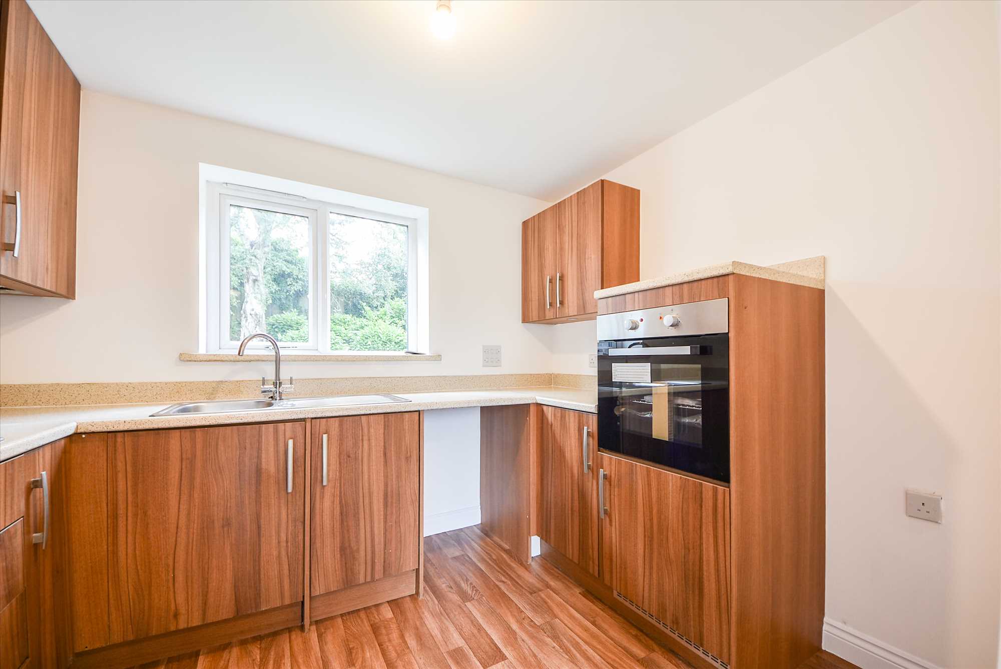 Neptune Road, Wellingborough, NN8 1RD - Picture 4
