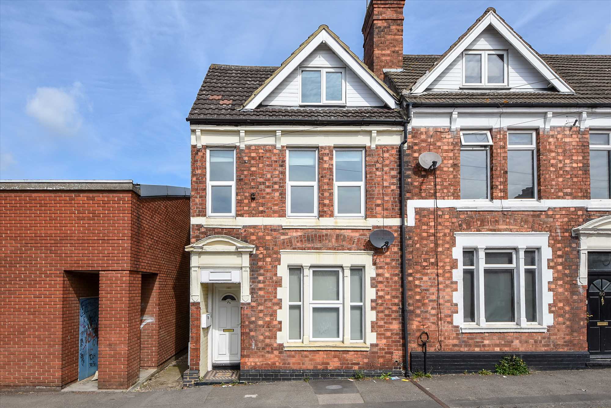 Trafalgar Road, Kettering, NN16 8DD - Picture 1