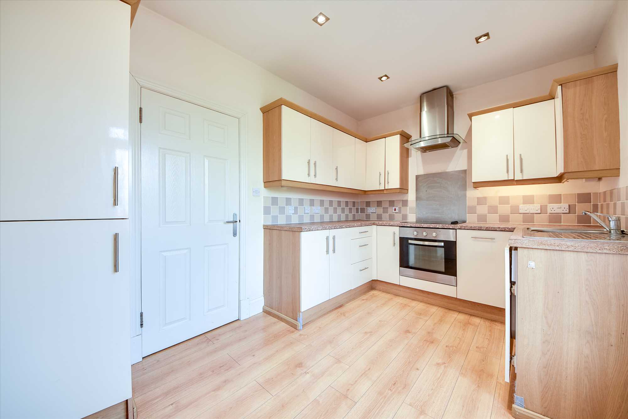 Trafalgar Road, Kettering, NN16 8DD - Picture 3