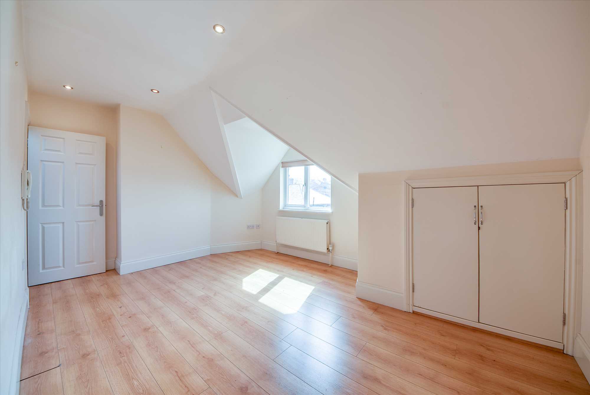 Trafalgar Road, Kettering, NN16 8DD - Picture 4