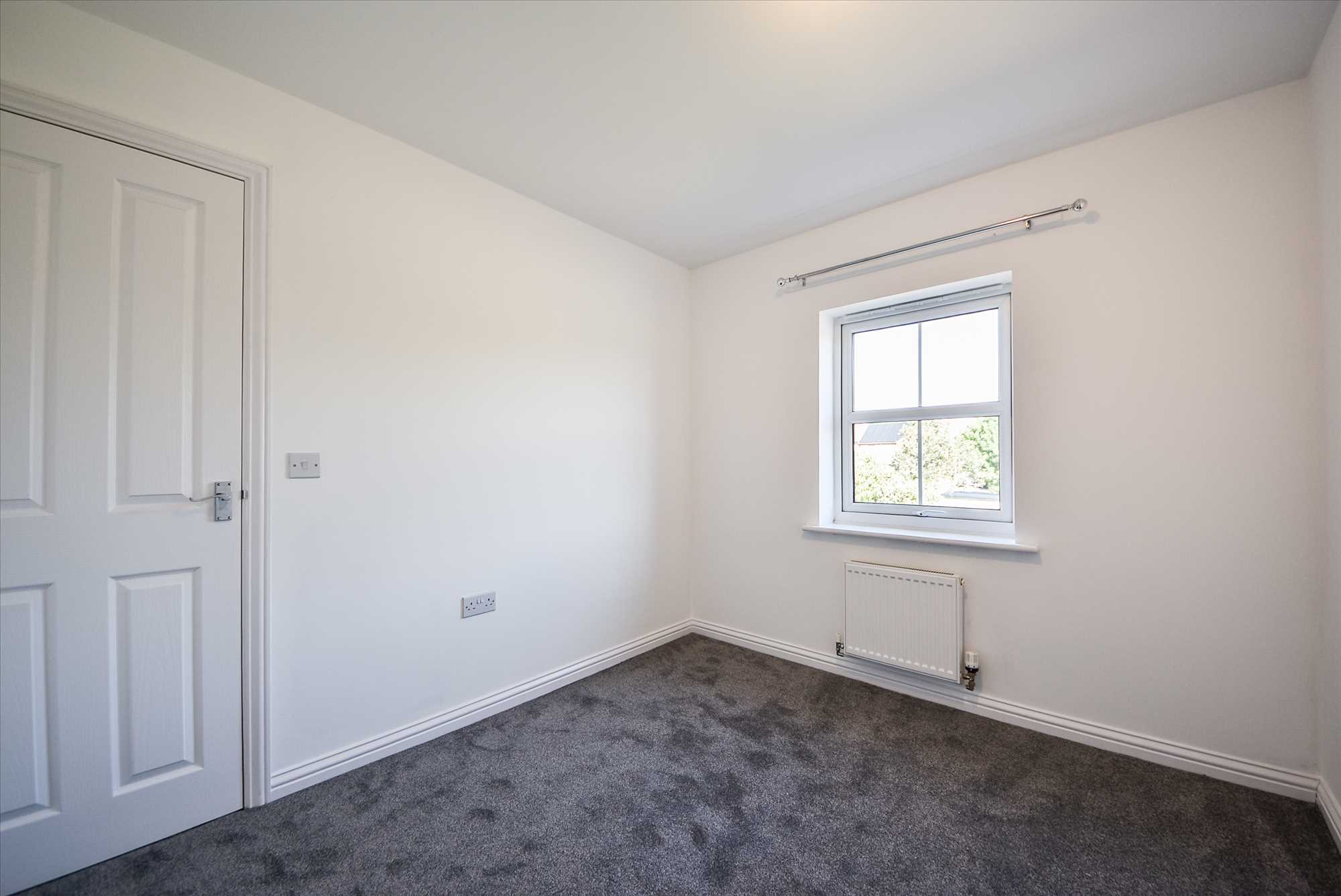St Rochus Drive, Wellingborough, NN8 2QN - Picture 9