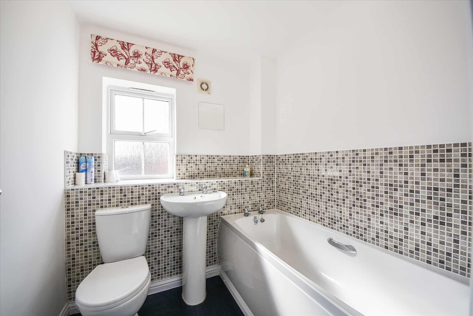 St Rochus Drive, Wellingborough, NN8 2QN - Picture 11