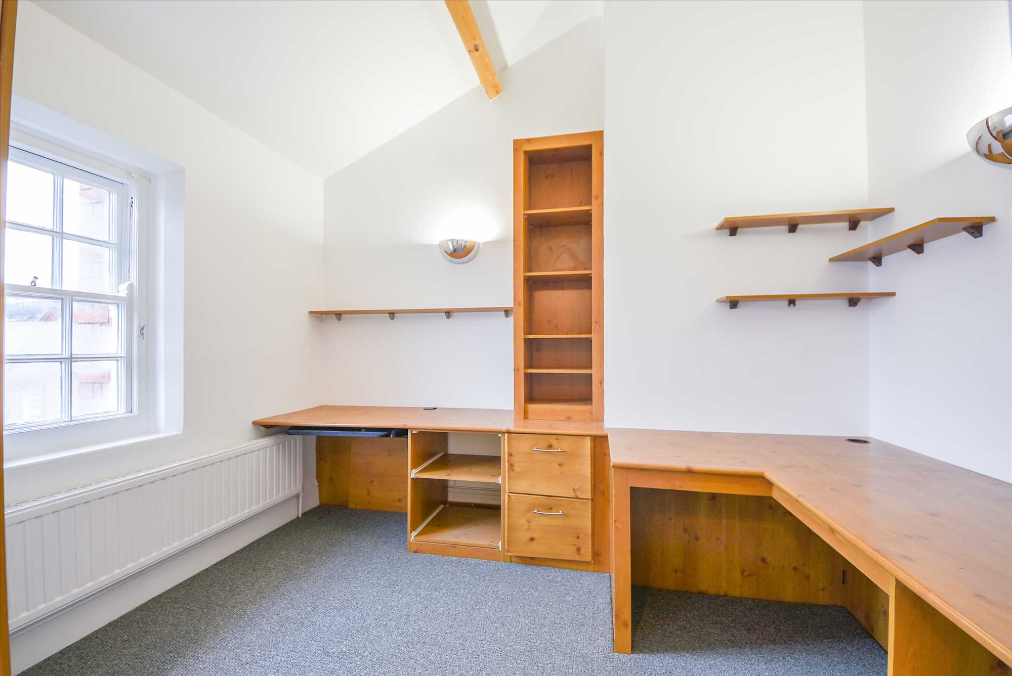 Court Mews, Irthlingborough Road, Wellingborough, NN8 1PG - Picture 6