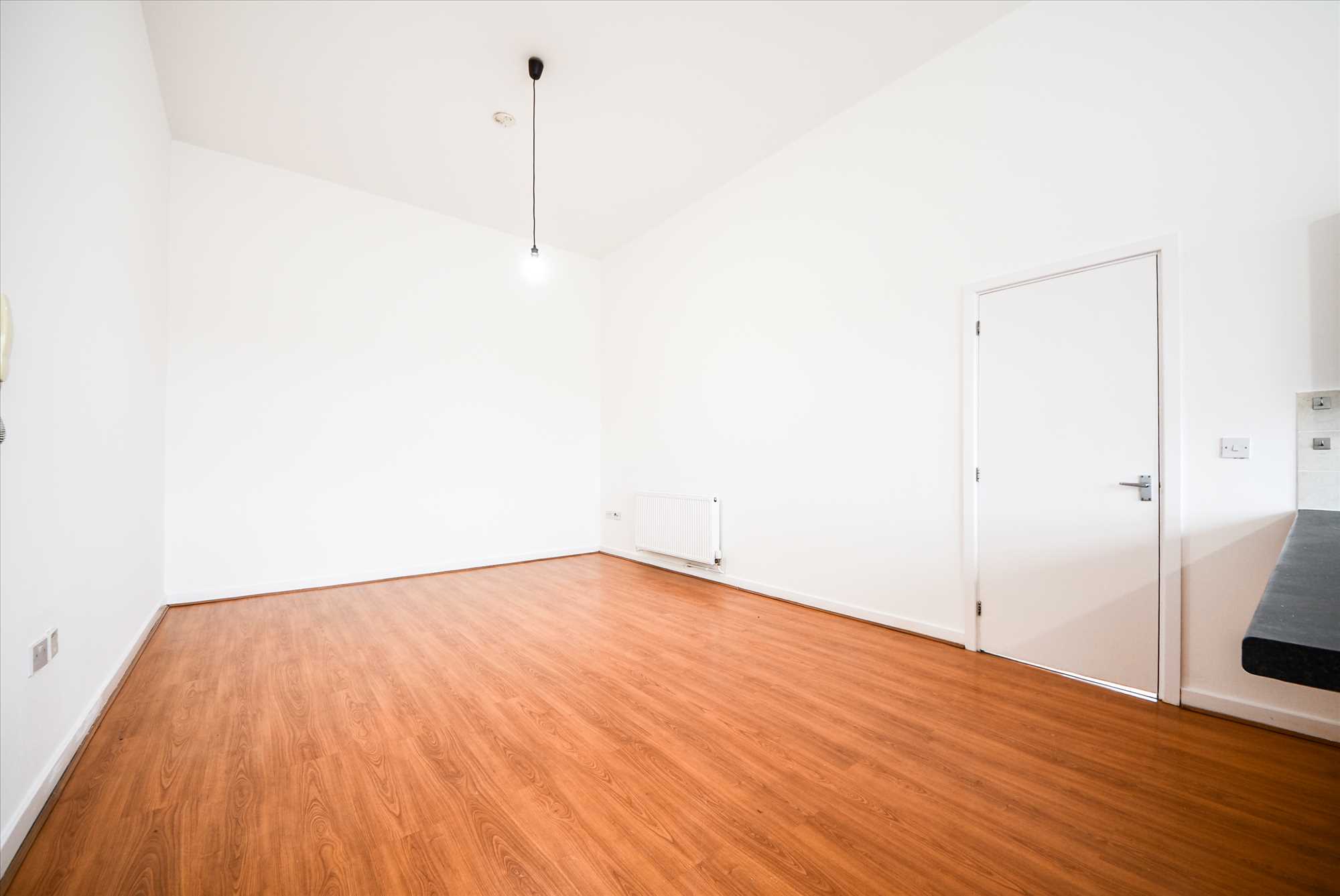 Newcomen Road, Wellingborough, Northants, NN8 1JT - Picture 2