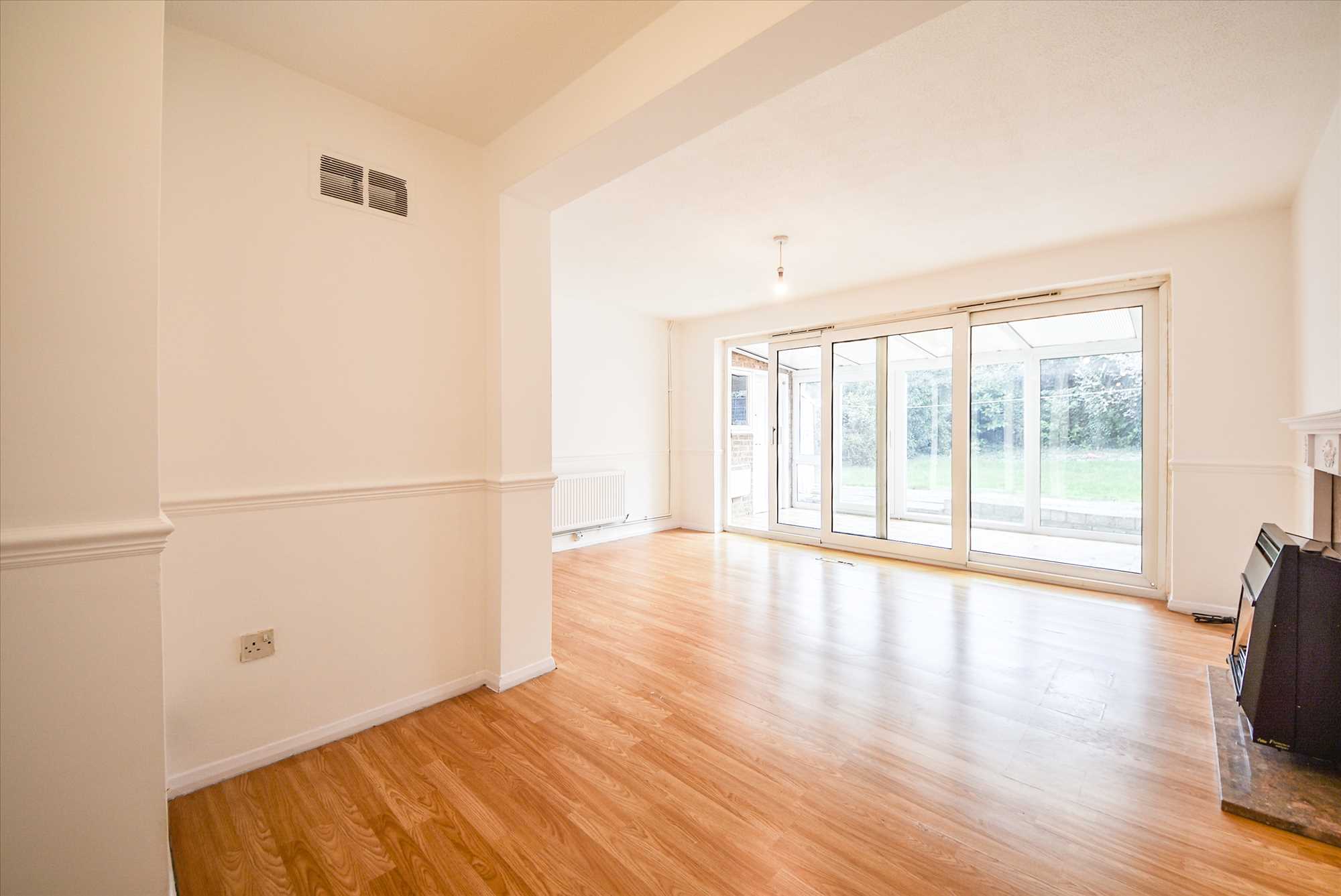 Wentworth Avenue, Wellingborough, NN8 5PE - Picture 3