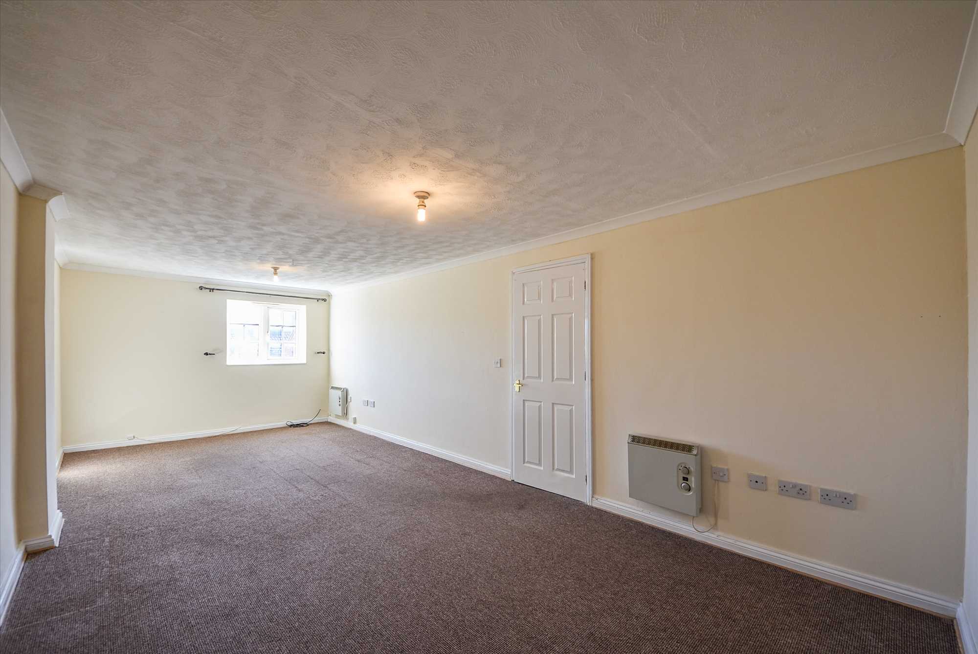 Cannon Street, Wellingborough, Northants, NN8 4DU - Picture 2