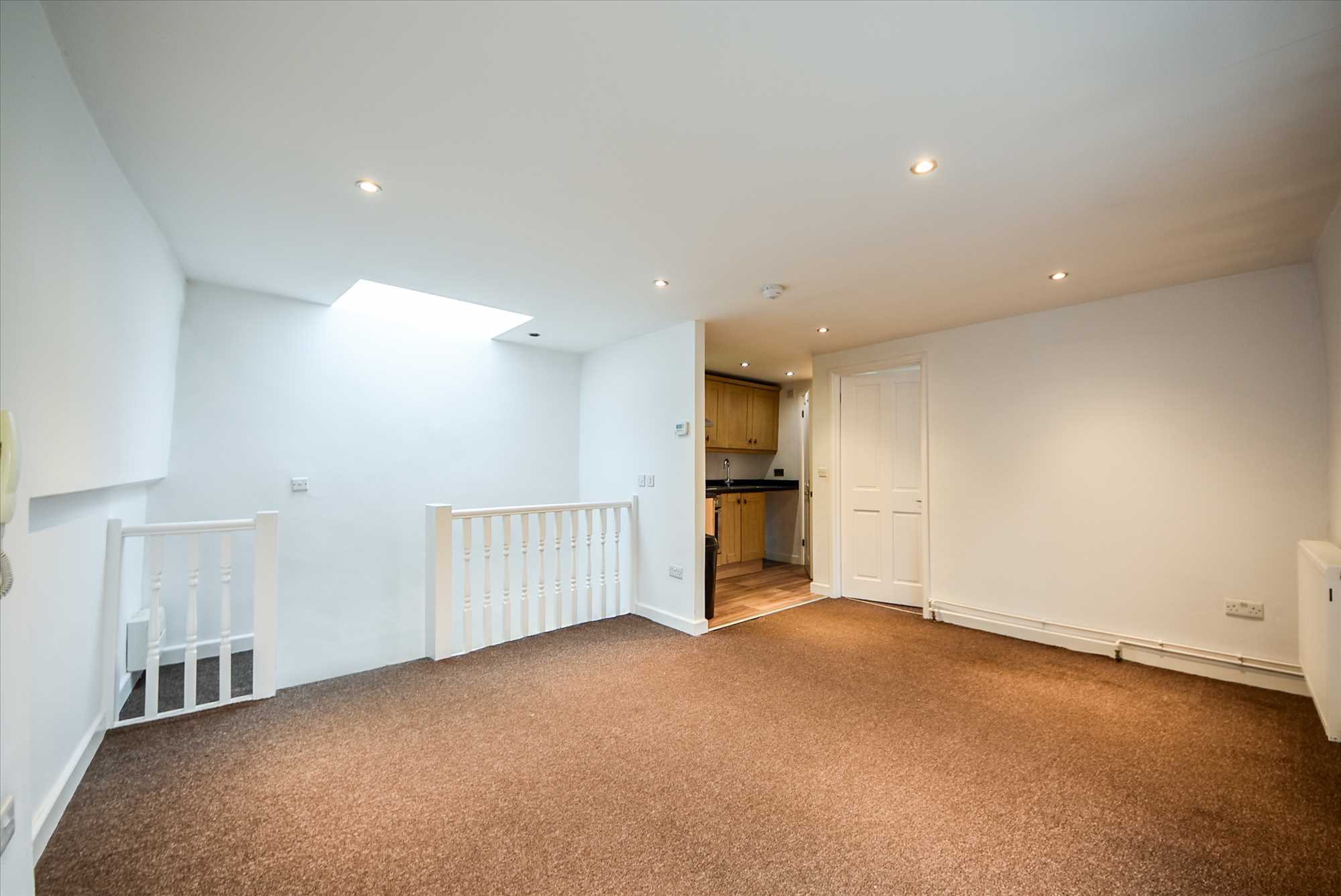 High Street, Wellingborough, NN8 4JZ - Picture 7