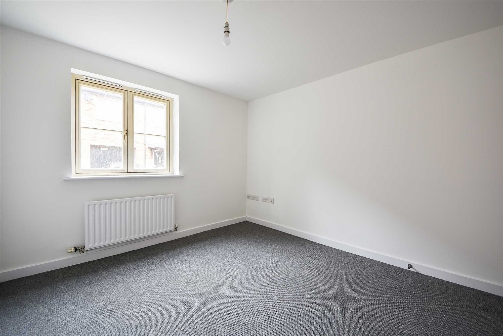 Chapman Road, Wellingborough, NN8 1JN - Picture 5