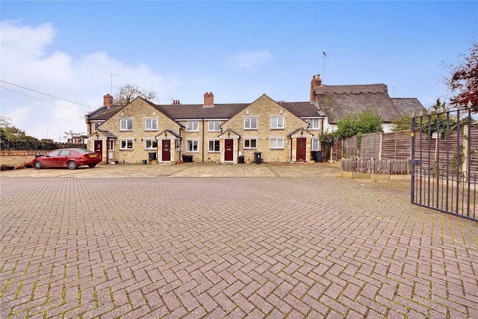 Cornerhouse Cottage, Chelveston, NN9 6AJ - Picture 1