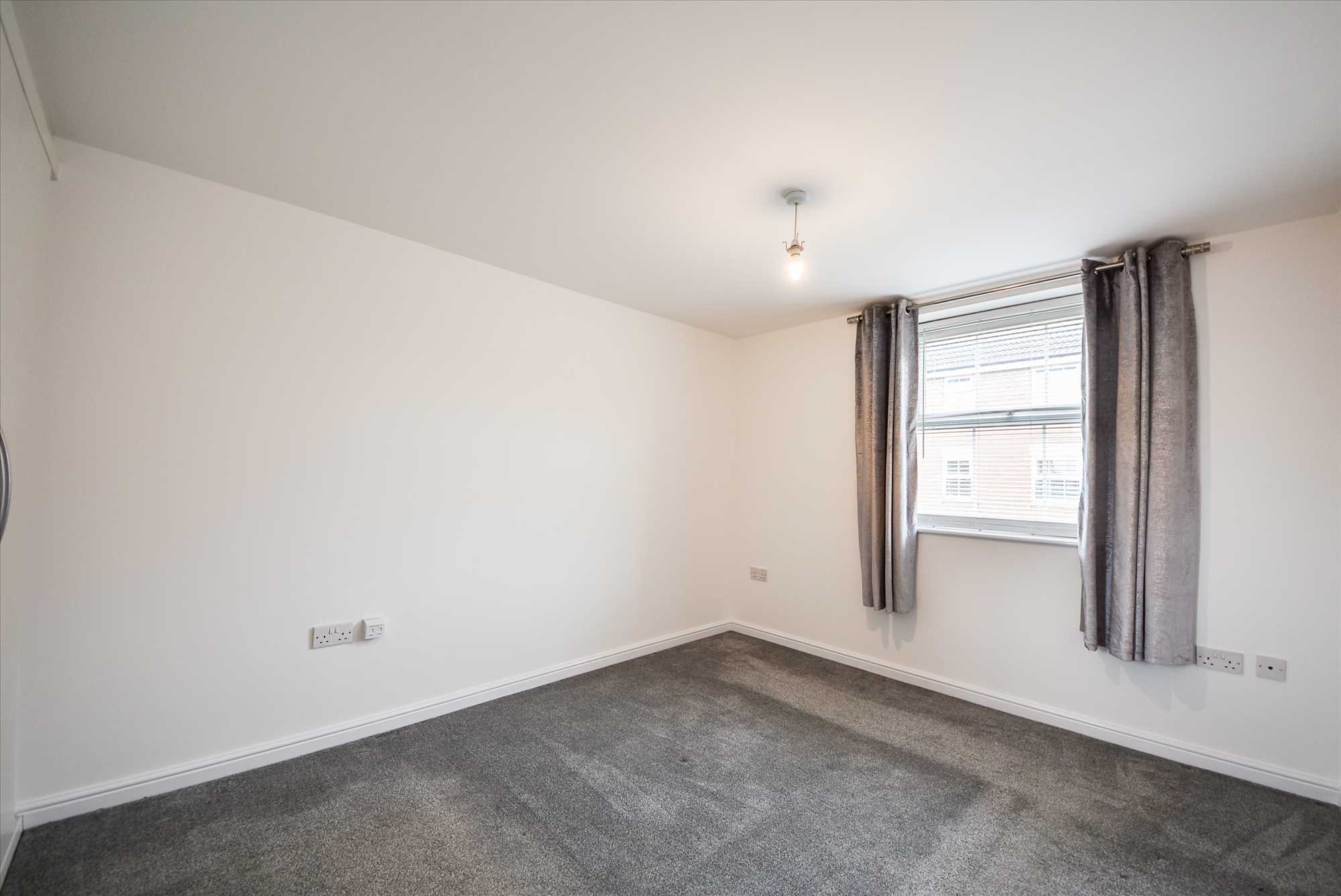 Flowerhill Drive, Wellingborough, NN8 4GF - Picture 5