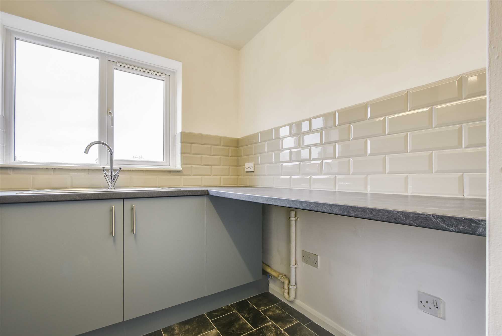 Highfield Road, Wellingborough, NN8 1PL - Picture 5
