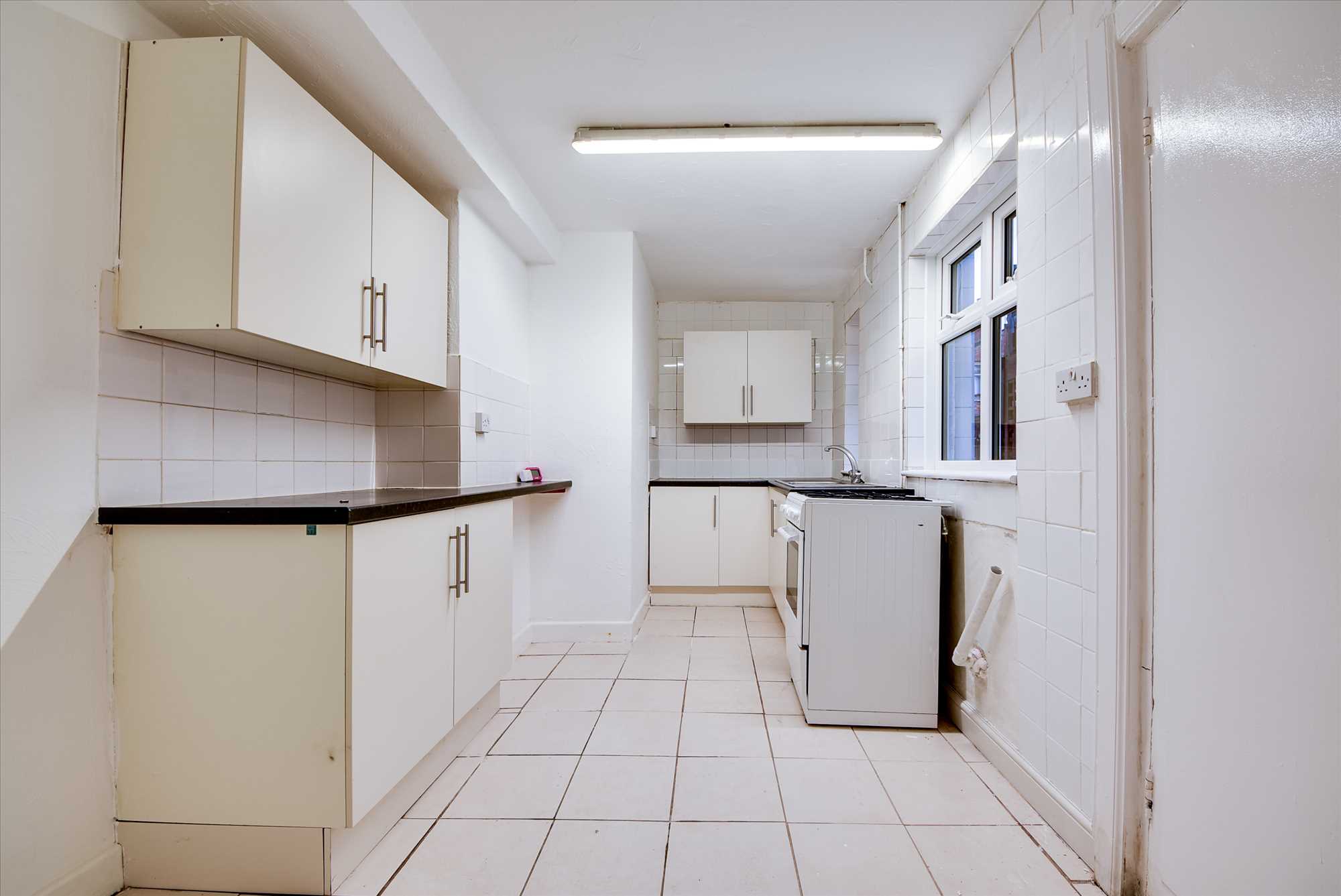 Alexandra Road, Wellingborough, NN8 1EF - Picture 4