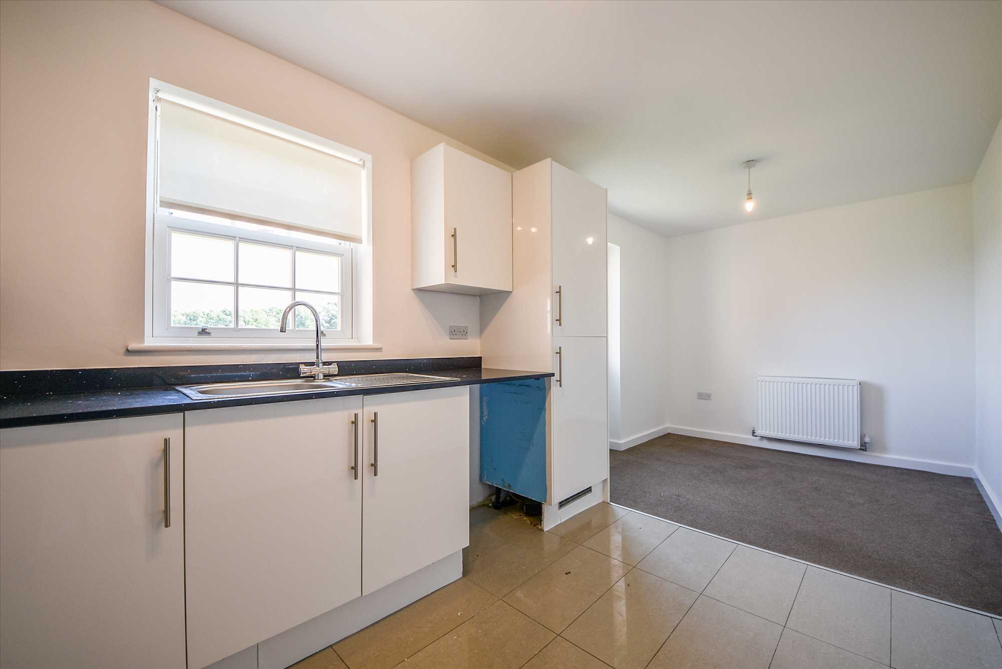 Irthlingborough Road, Wellingborough, NN8 1NW - Picture 3