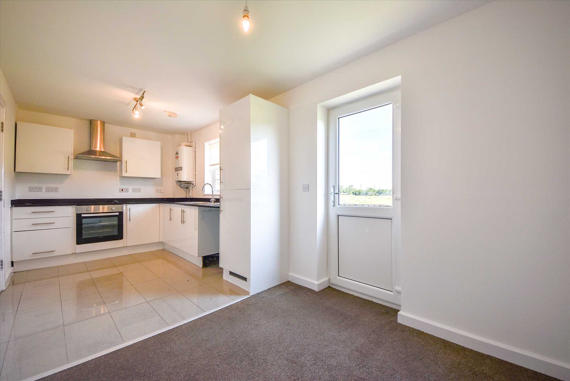 Irthlingborough Road, Wellingborough, NN8 1NW - Picture 4