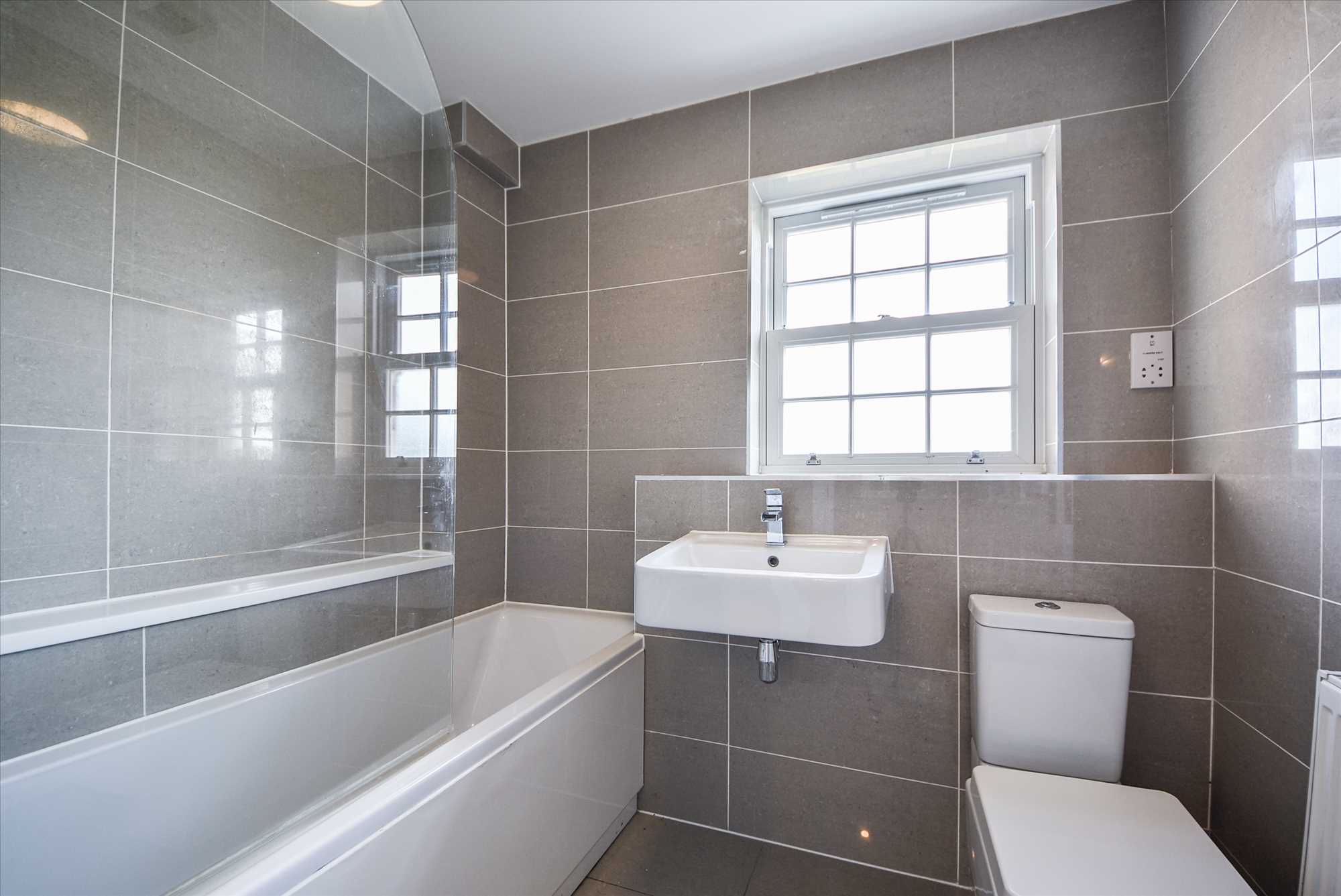 Irthlingborough Road, Wellingborough, NN8 1NW - Picture 8