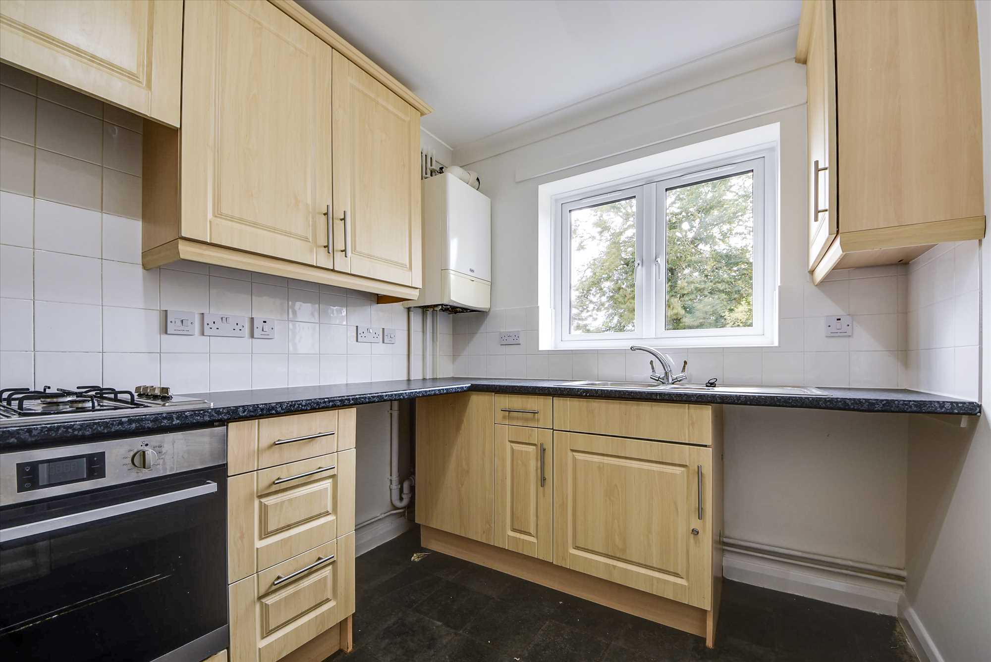 London Road, Little Irchester, Wellingborough, NN8 2EA - Picture 4