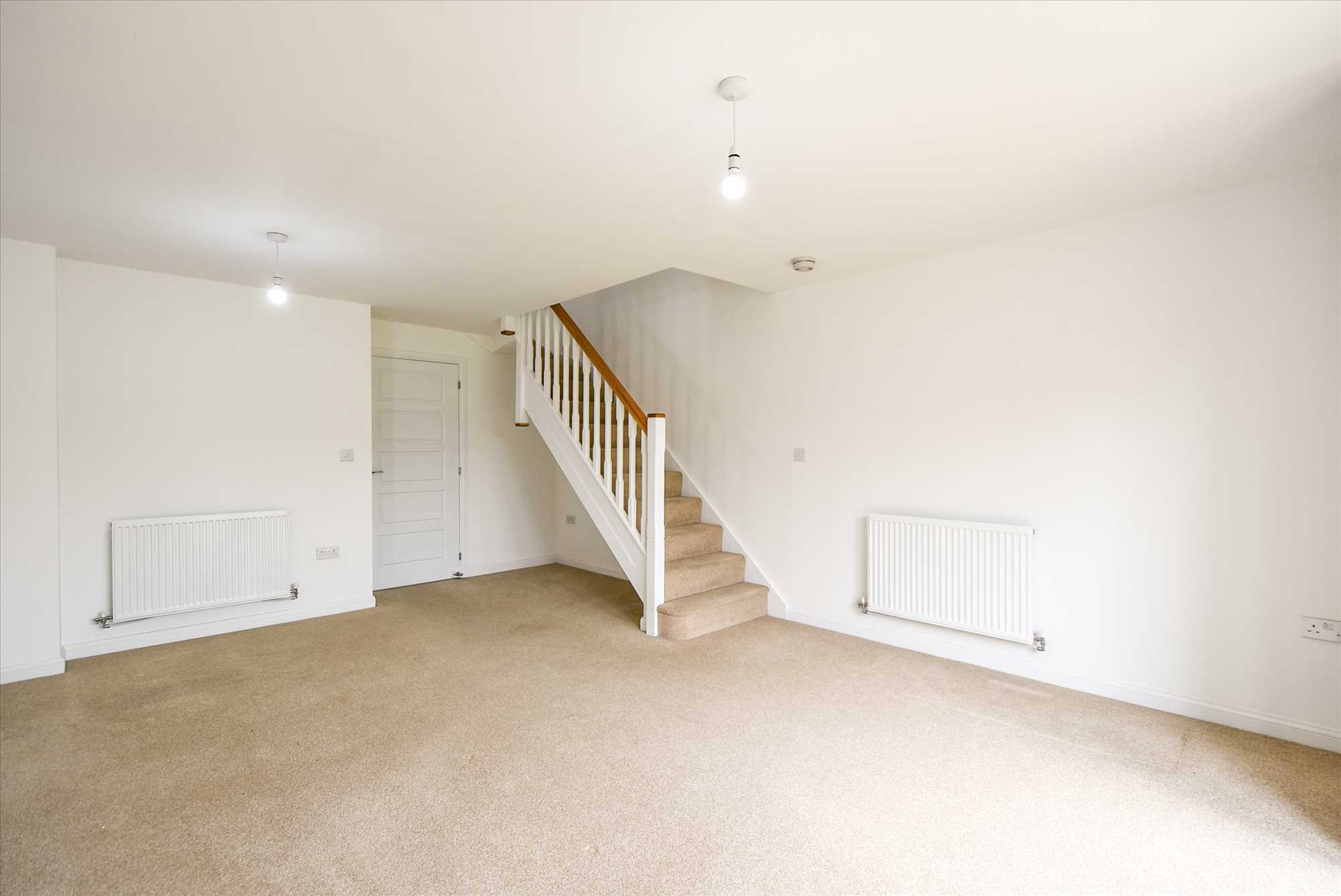 Talbot Road North, Wellingborough, NN8 1SF - Picture 3