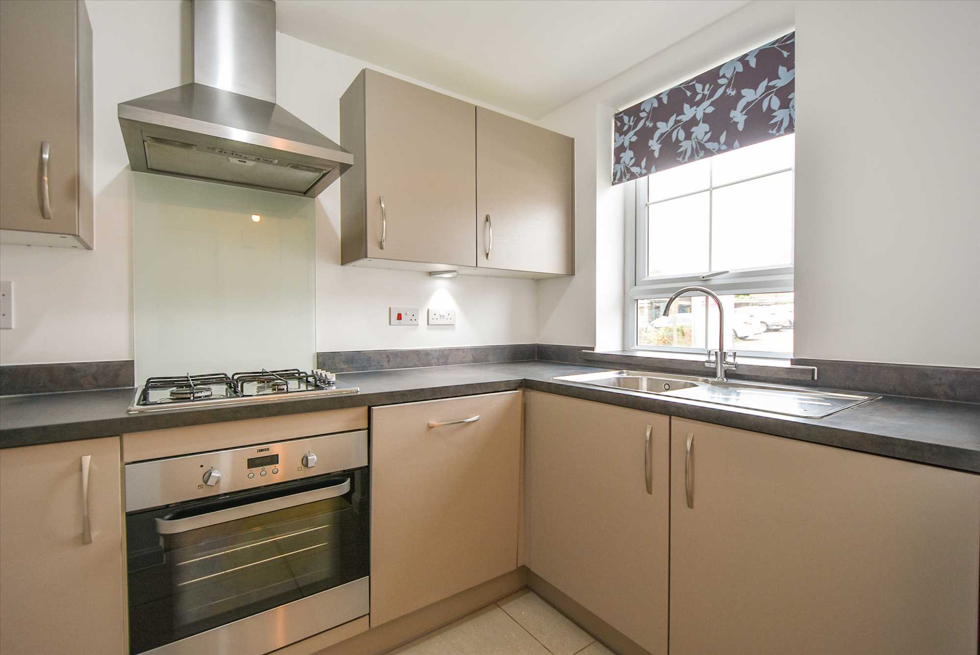 Talbot Road North, Wellingborough, NN8 1SF - Picture 5
