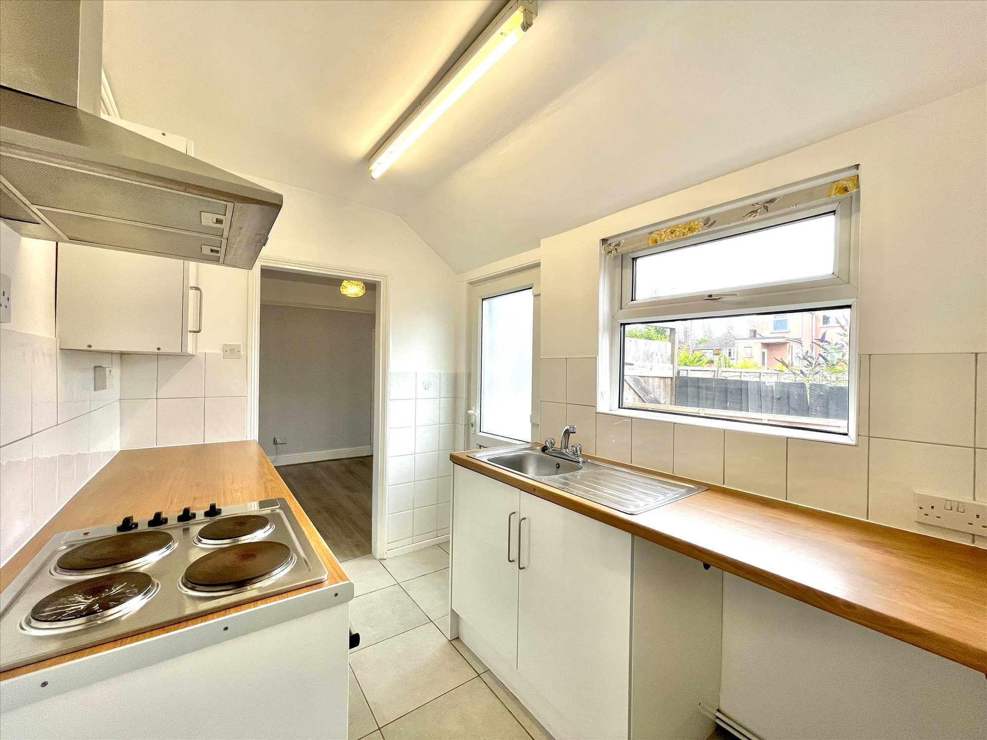 Cambridge Street, Wymington, NN10 9LG - Picture 5
