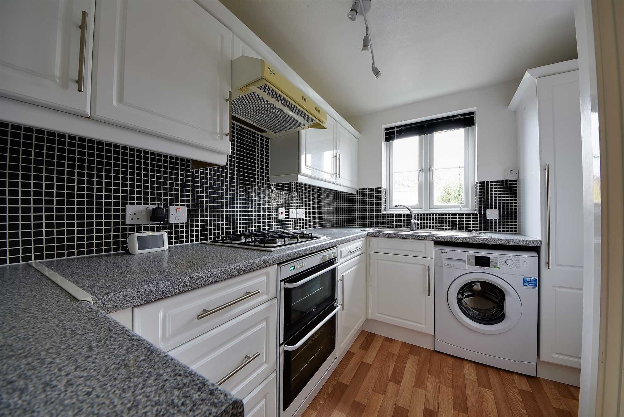Sandringham Close, Wellingborough, NN8 2EL - Picture 3