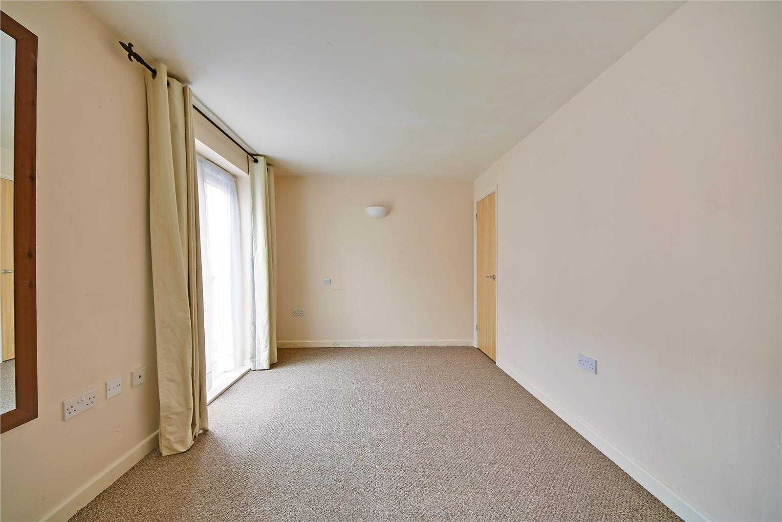 Warmonds Hill, Higham Ferrers, NN10 8AR - Picture 6