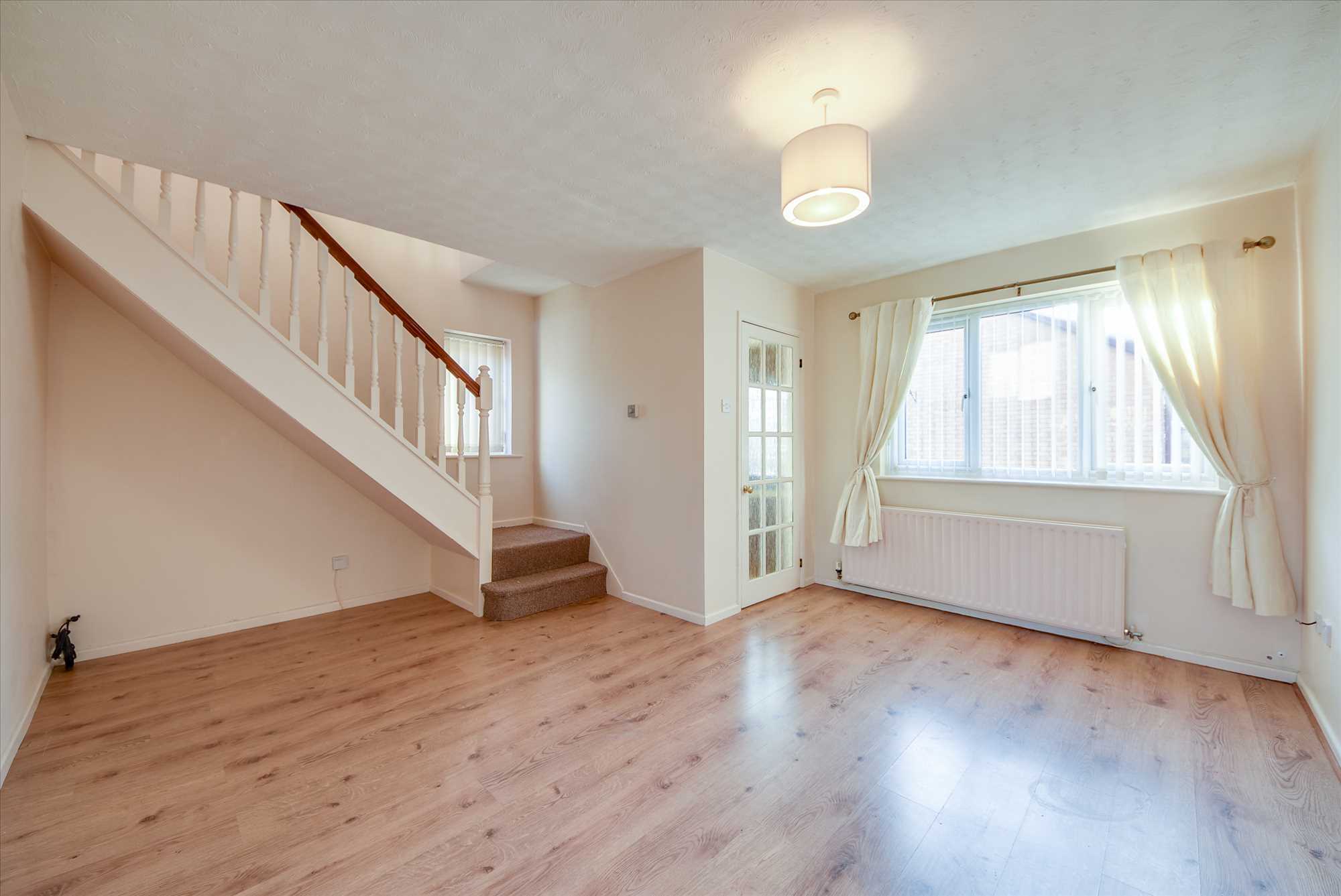 Medway Drive, Wellingborough, NN8 5WZ - Picture 2