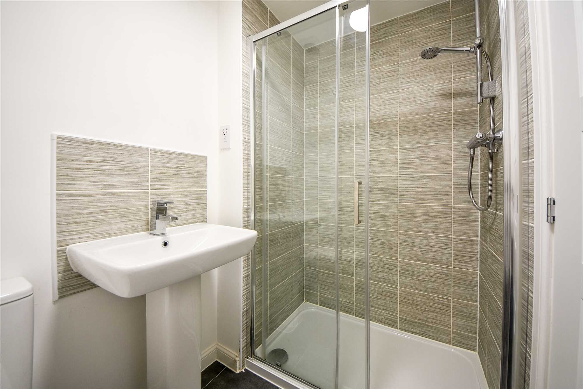 Talbot Road North, Wellingborough, Northants, NN8 1SF - Picture 9