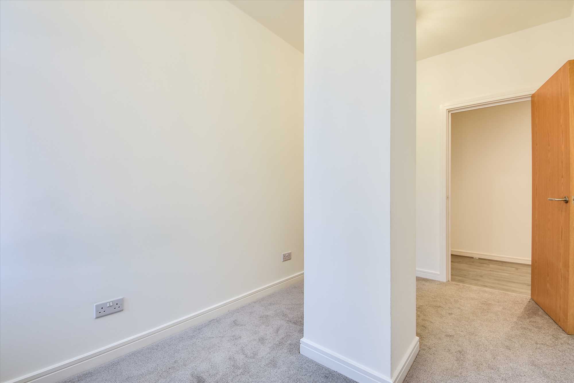 Avon House, Tithe Barn Road, Wellingborough, NN8 1GD - Picture 6