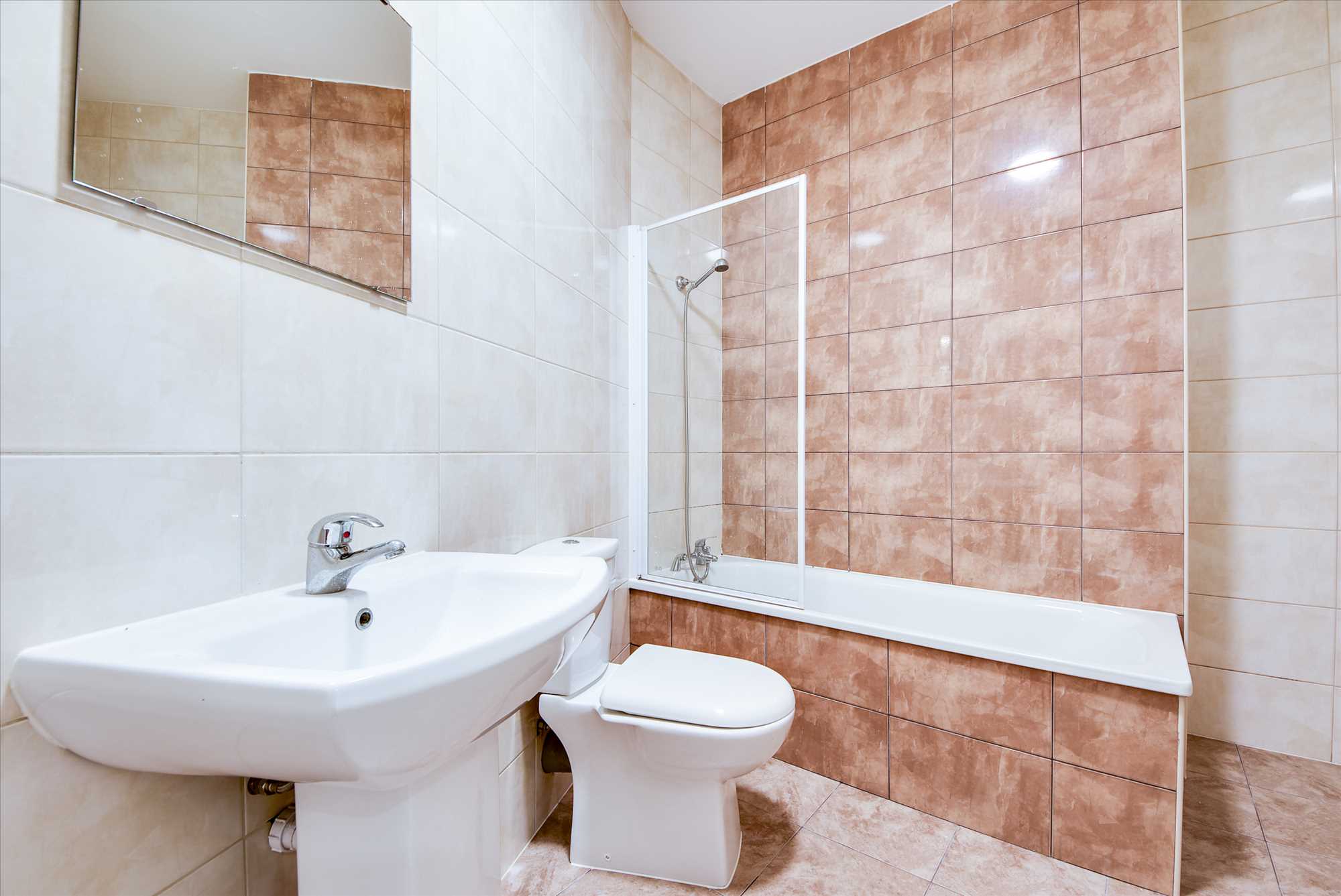 Avon House, Tithe Barn Road, Wellingborough, NN8 1GD - Picture 7