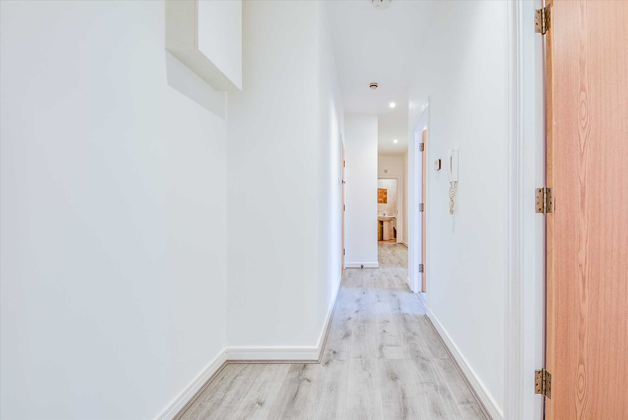 Avon House, Tithe Barn Road, Wellingborough, NN8 1GD - Picture 9