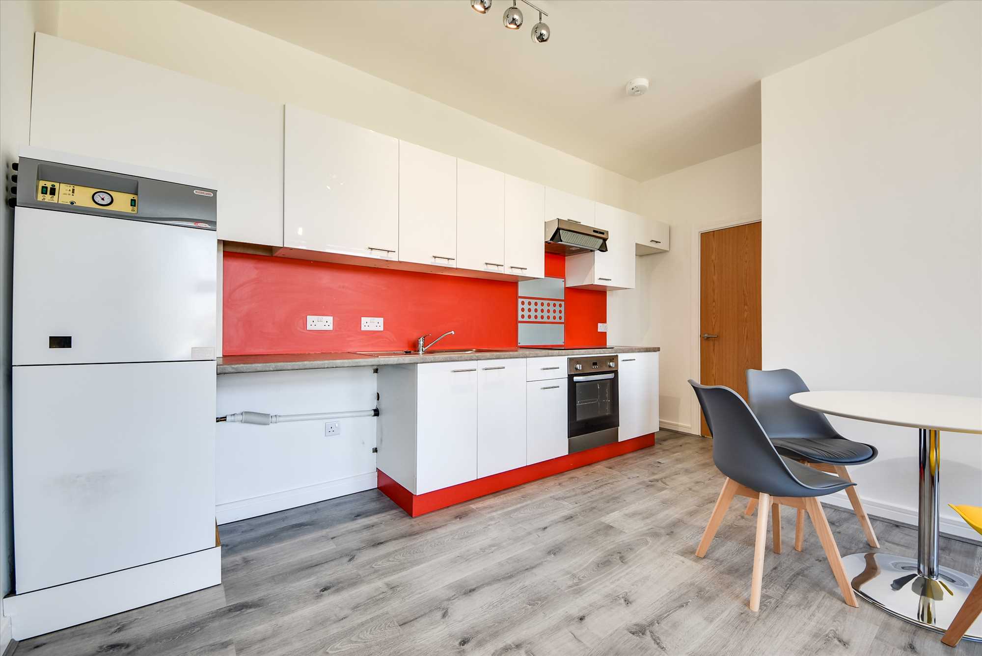 Avon House, Tithe Barn Road, Wellingborough, NN8 1GD - Picture 5