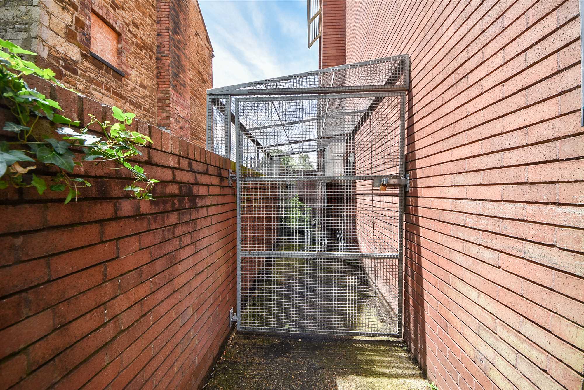 Avon House, Tithe Barn Road, Wellingborough, NN8 1GD - Picture 11