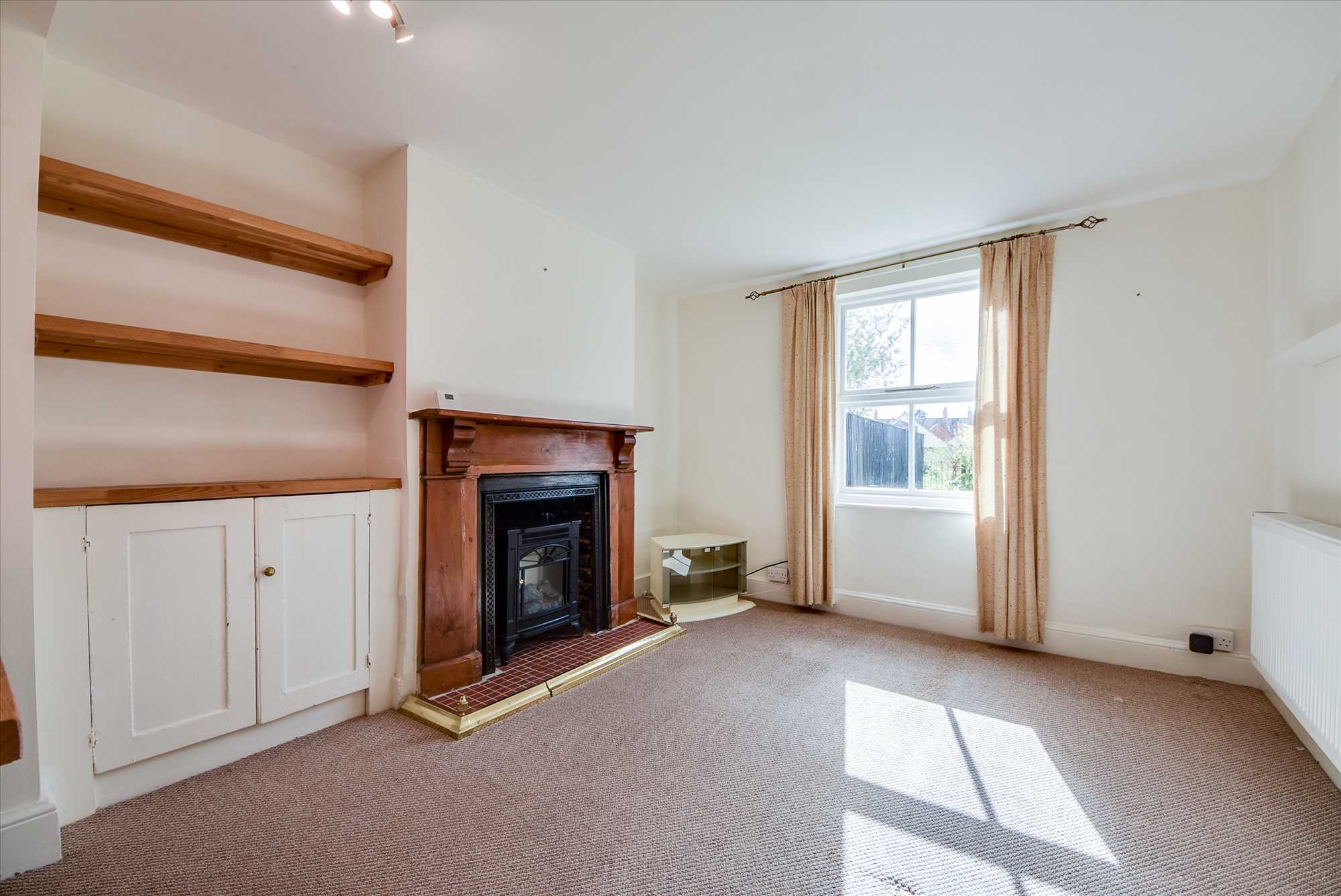 Harrowick Lane, Earls Barton, NN6 0HD - Picture 2