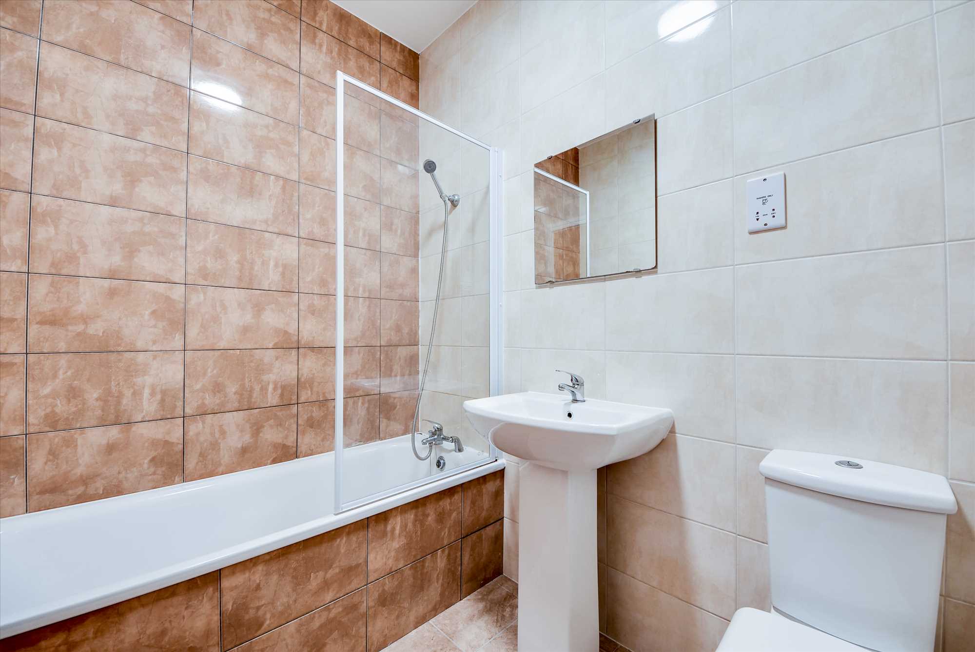 Avon House, Tithe Barn Road, Wellingborough, NN8 1GD - Picture 7