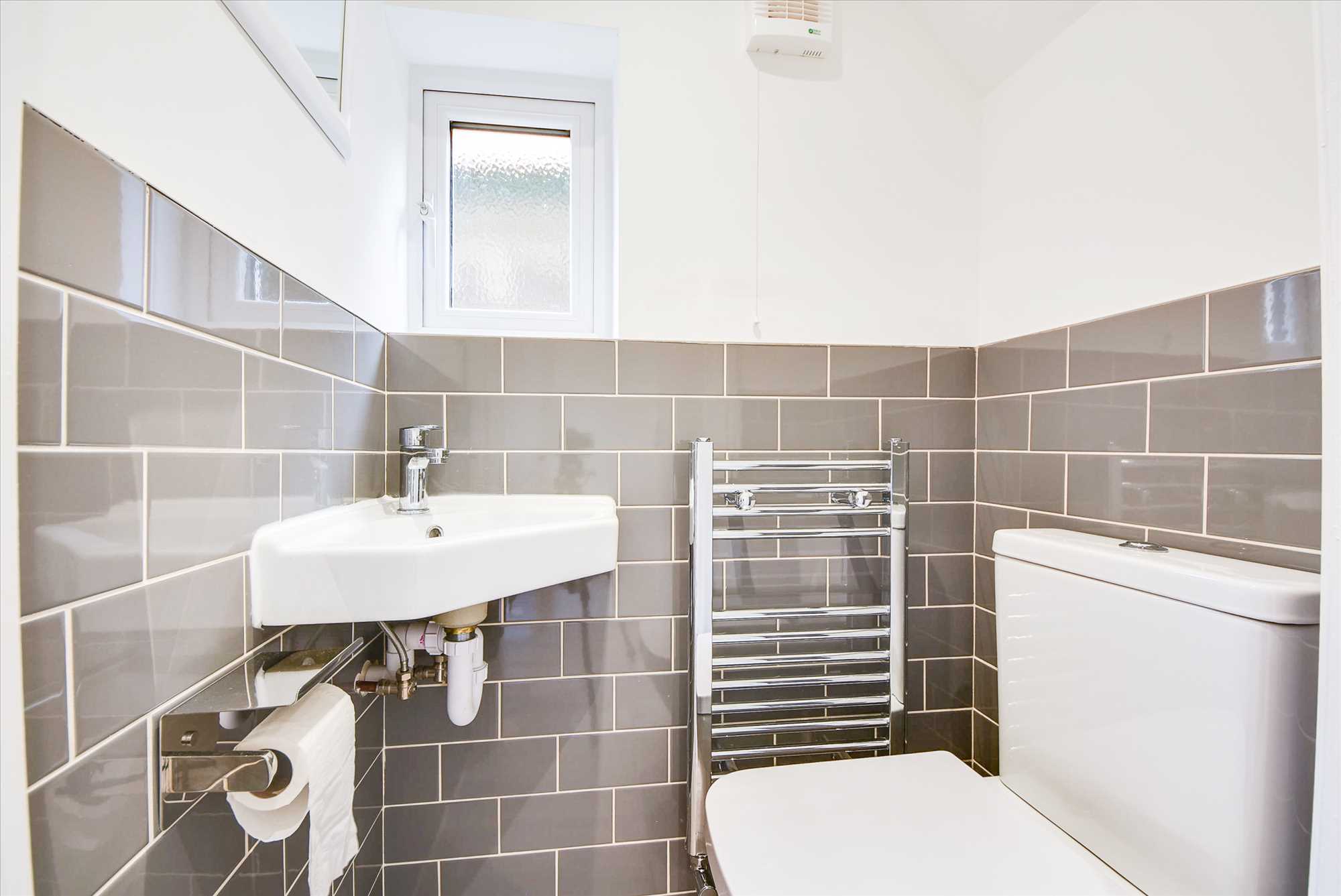 First Avenue, Wellingborough, NN8 3PU - Picture 5