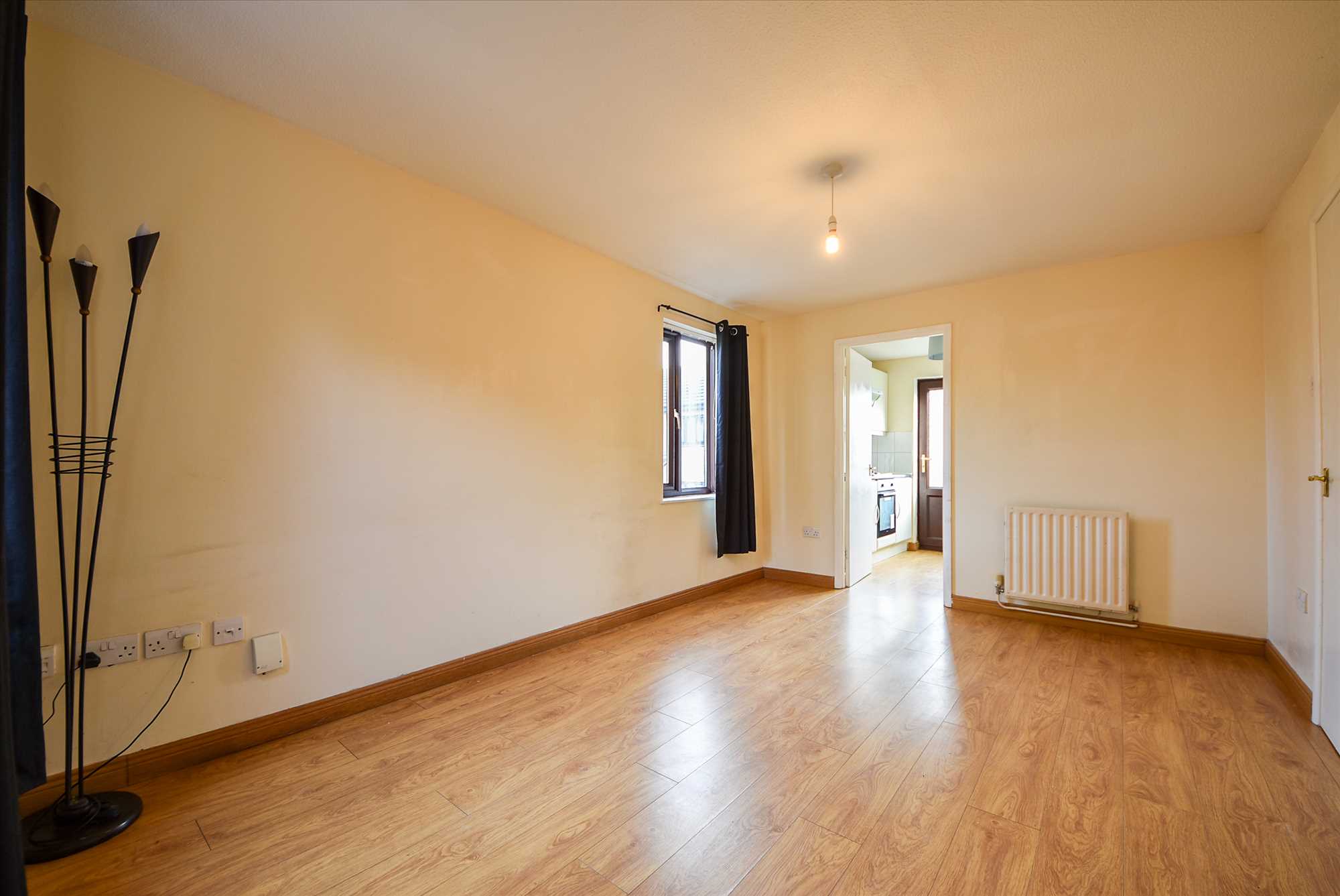 Castle Mews, Wellingborough, NN8 1NX - Picture 2