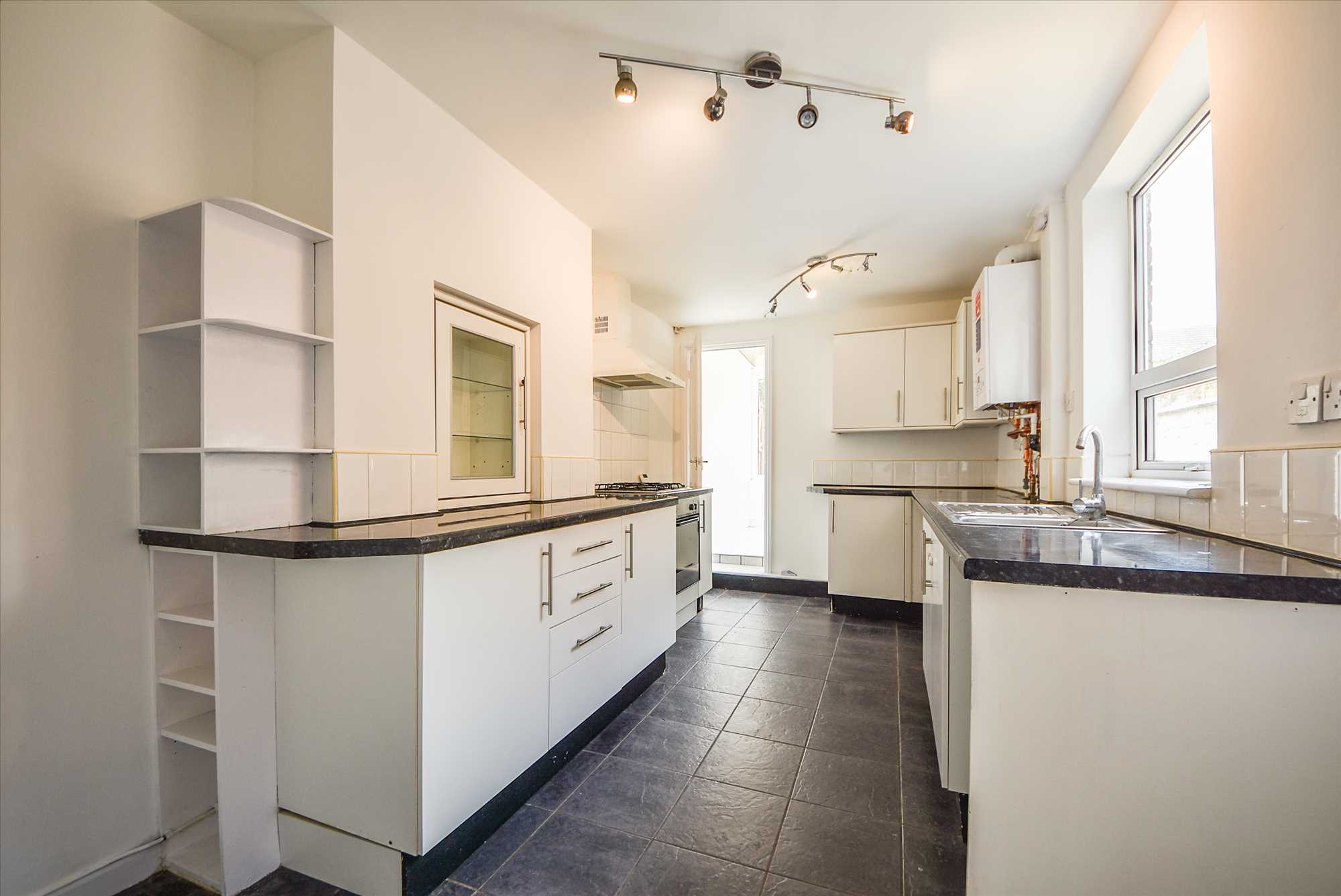 Compton Road, Wellingborough, NN8 1QG - Picture 4