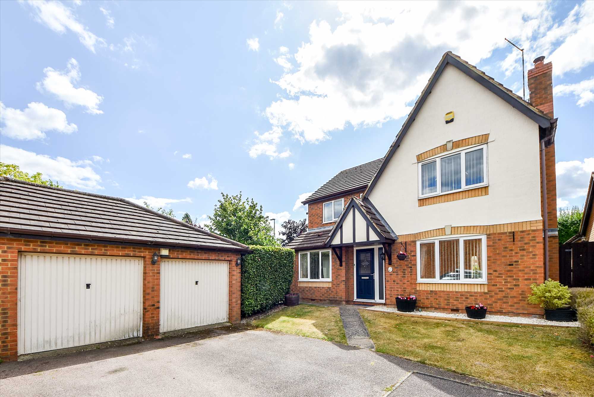 Mulberry Close, Wellingborough, NN8 3JU - Picture 1