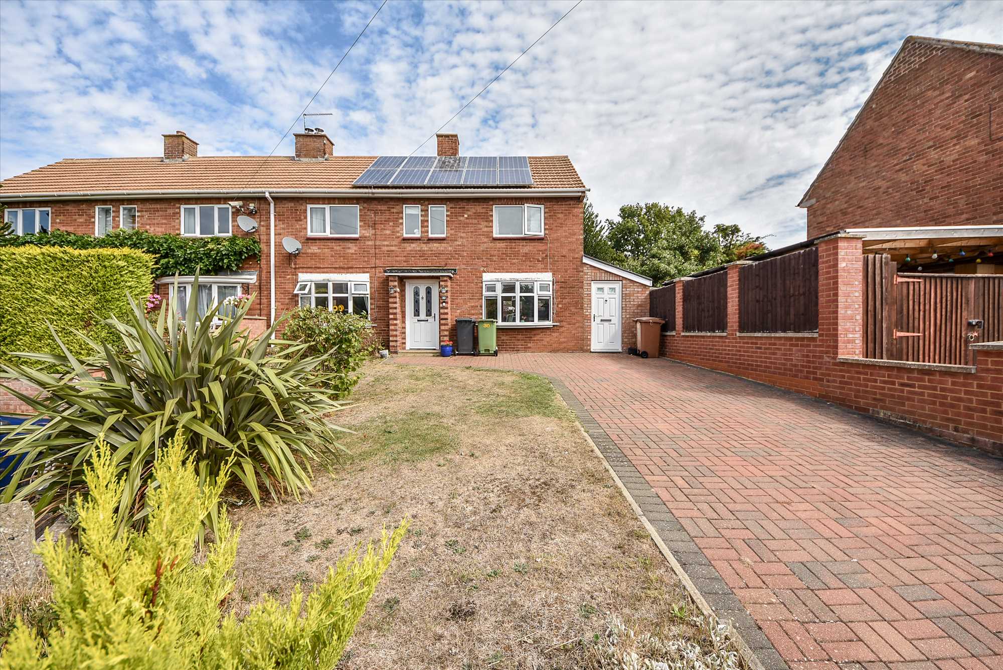 Town Close, Little Harrowden, NN9 5BD - Picture 1