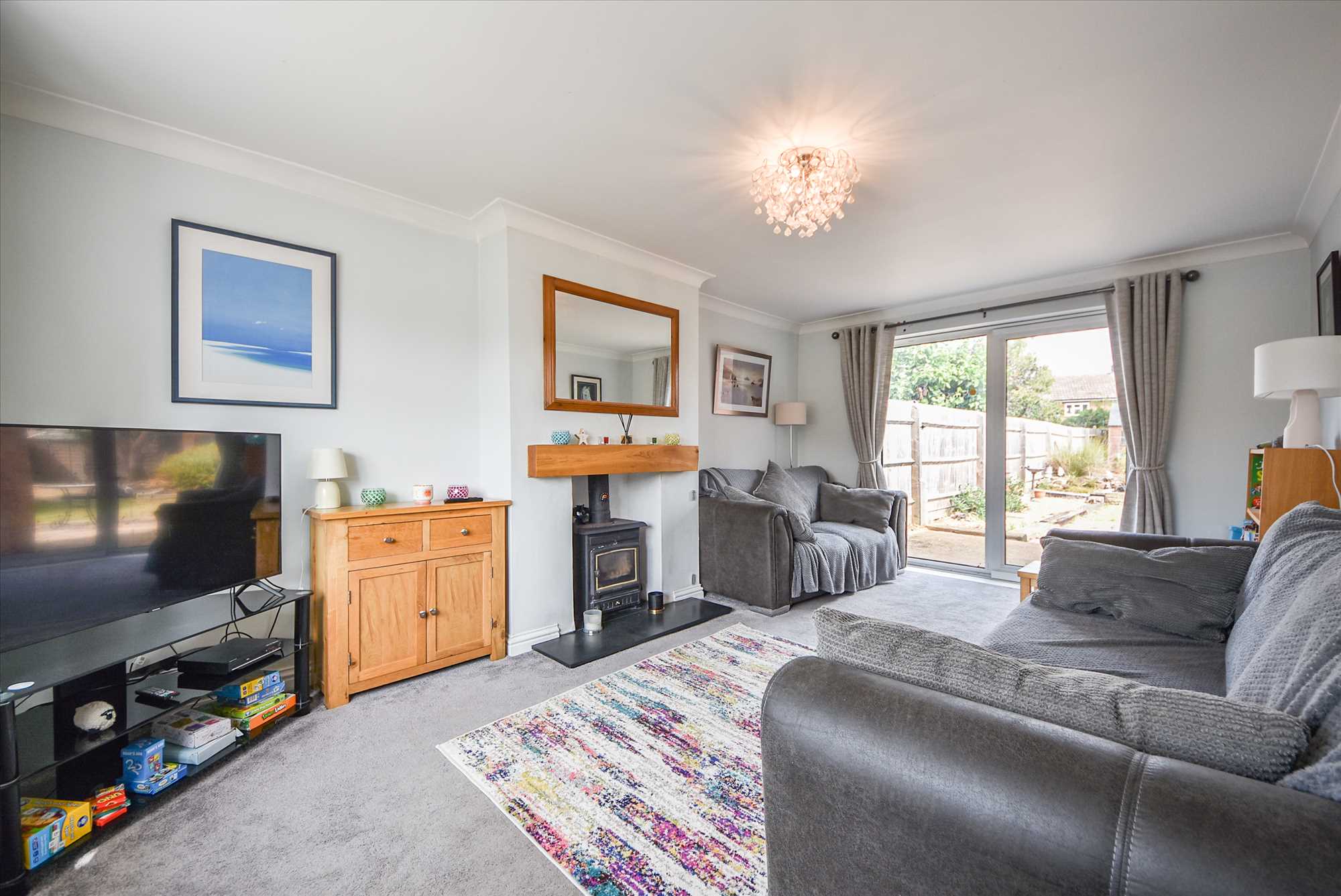 Town Close, Little Harrowden, NN9 5BD - Picture 2