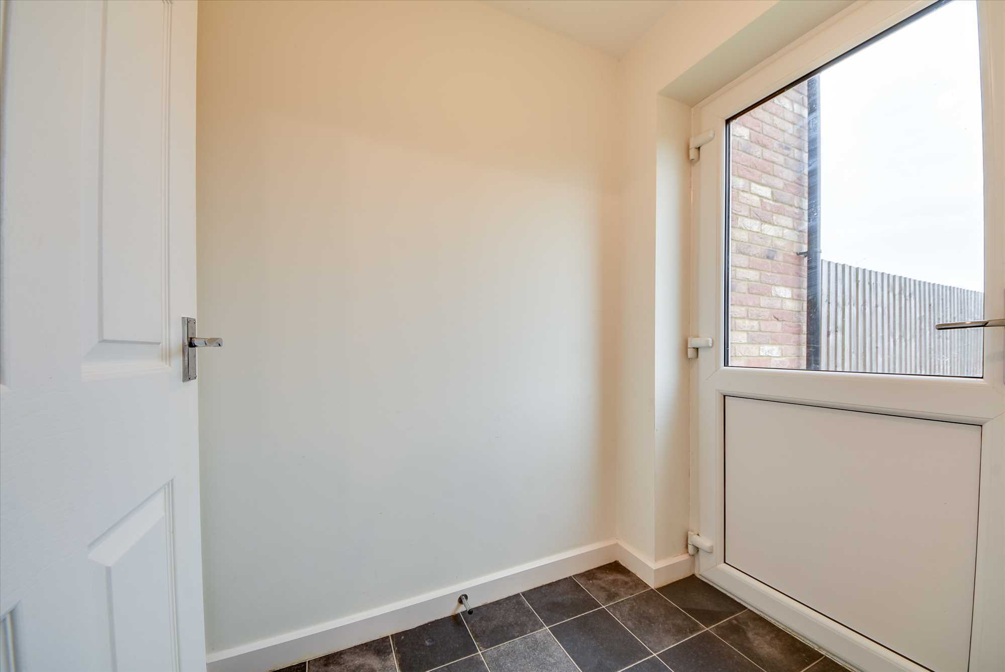 Irthlingborough Road, Wellingborough, NN8 1NW - Picture 4