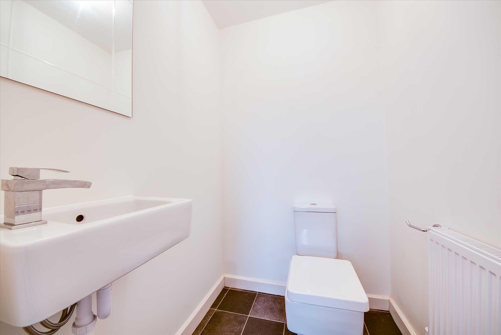 Irthlingborough Road, Wellingborough, NN8 1NW - Picture 5