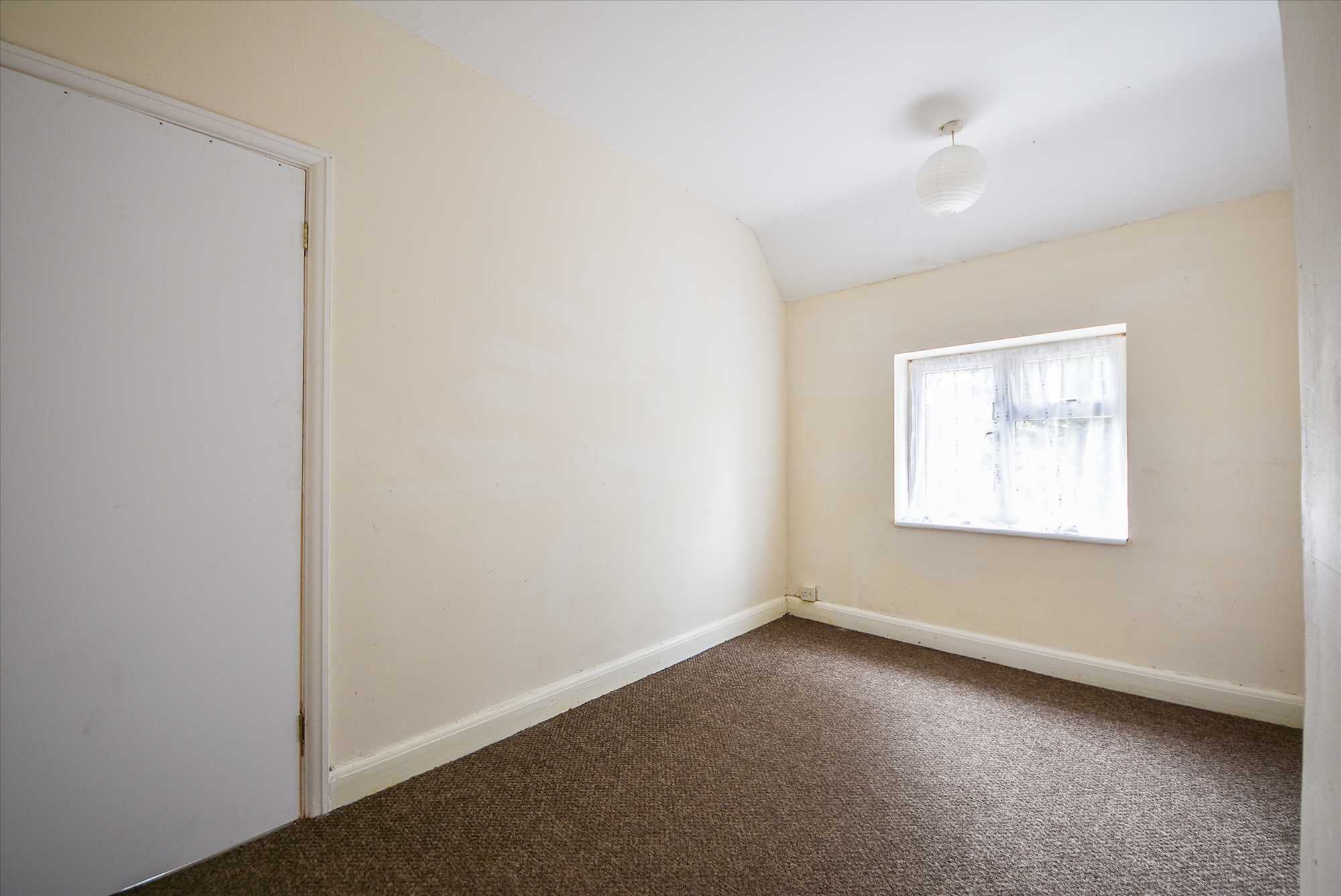 Birchfield Road, Wellingborough, NN8 3JE - Picture 5