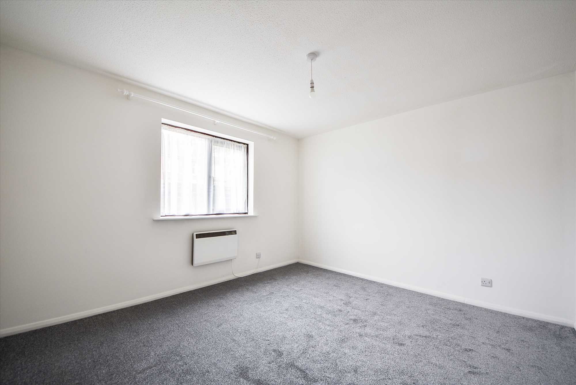 Fields View, Midland Road, Wellingborough, NN8 1LZ - Picture 5